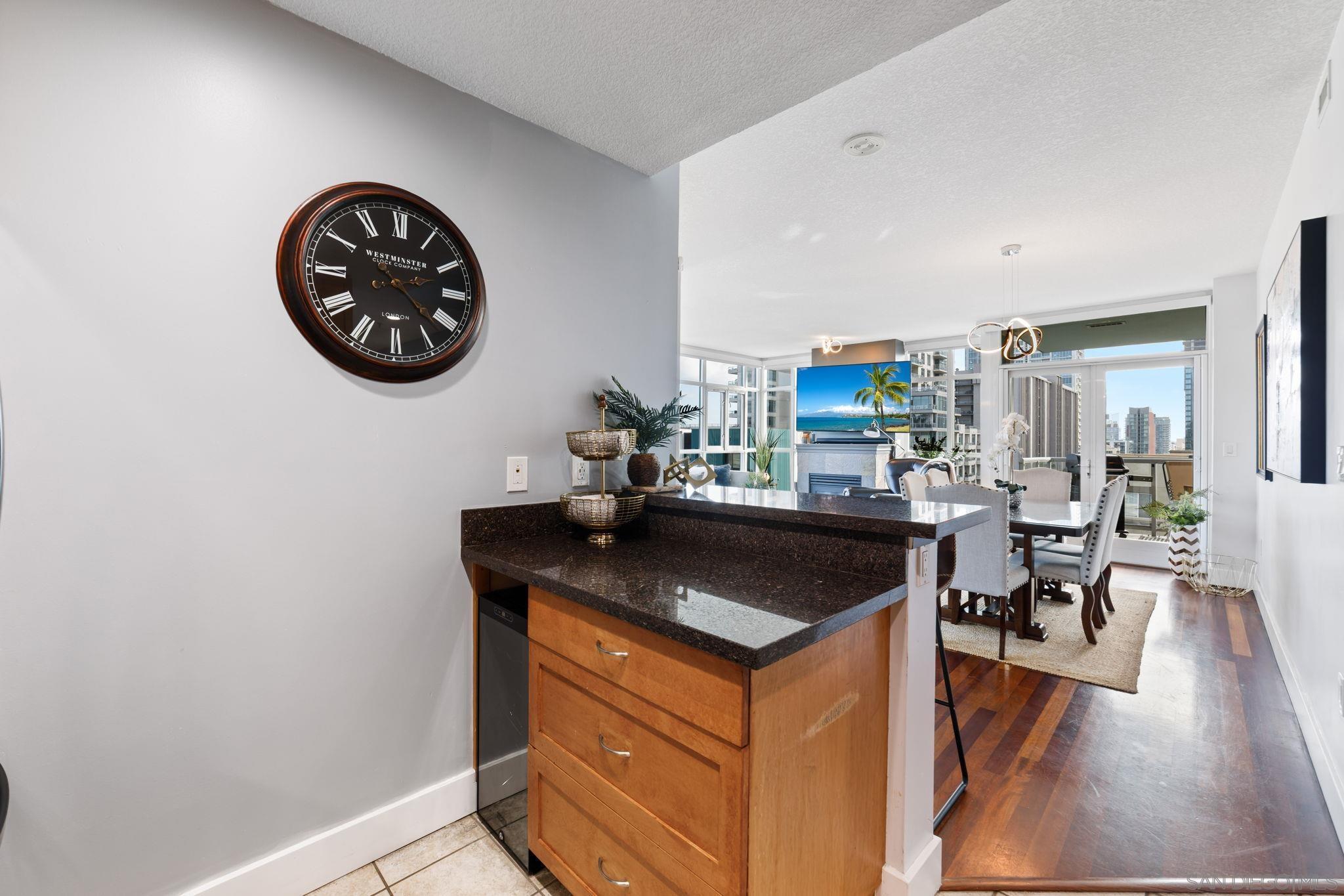 Detail Gallery Image 12 of 55 For 850  Beech St  511, San Diego,  CA 92101 - 3 Beds | 2 Baths