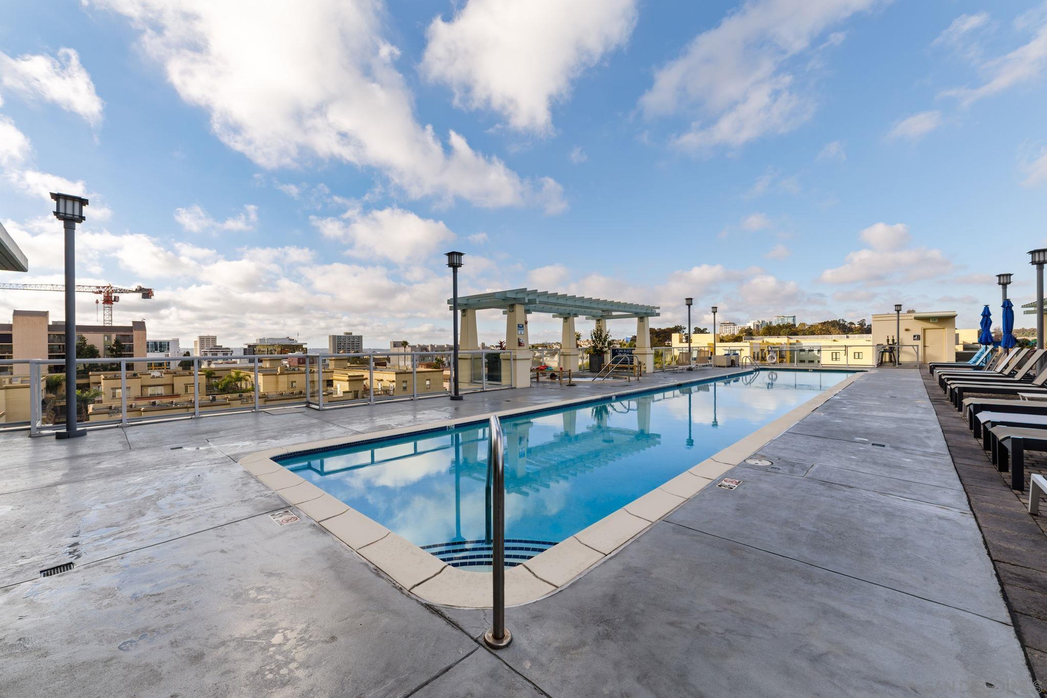 Detail Gallery Image 41 of 55 For 850  Beech St  511, San Diego,  CA 92101 - 3 Beds | 2 Baths