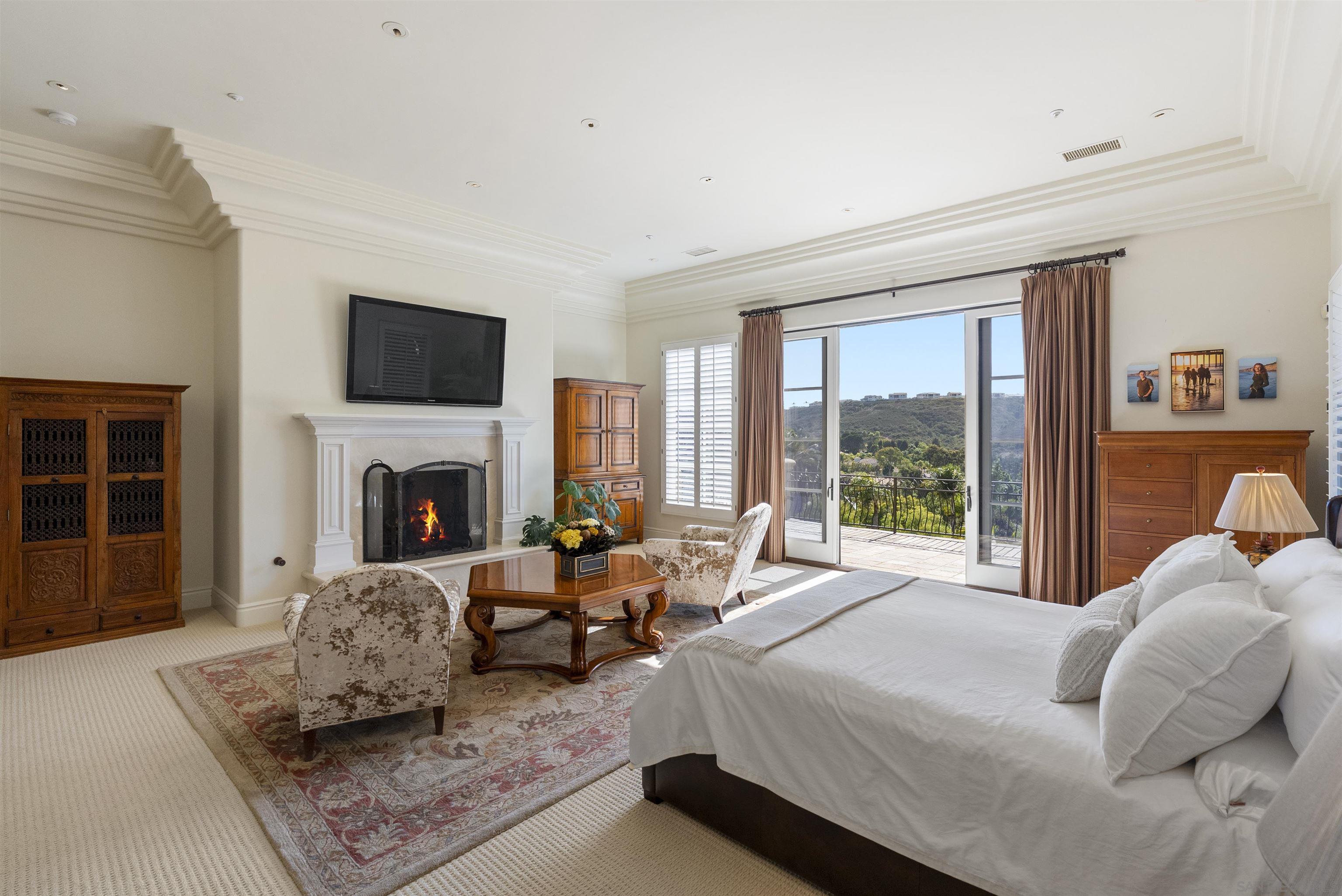 Detail Gallery Image 17 of 28 For 14480  Bellvista Dr, Rancho Santa Fe,  CA 92067 - 5 Beds | 5/1 Baths