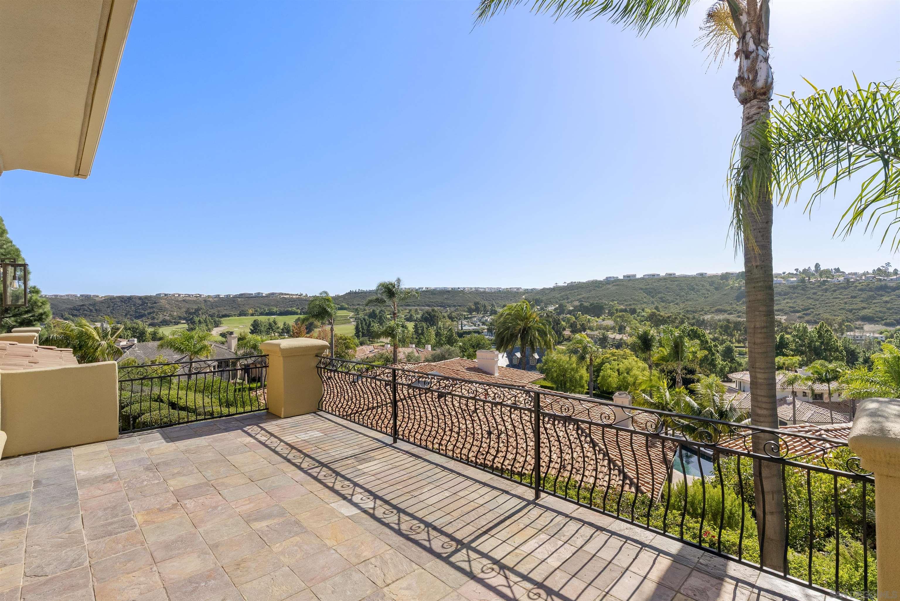 Detail Gallery Image 18 of 28 For 14480  Bellvista Dr, Rancho Santa Fe,  CA 92067 - 5 Beds | 5/1 Baths