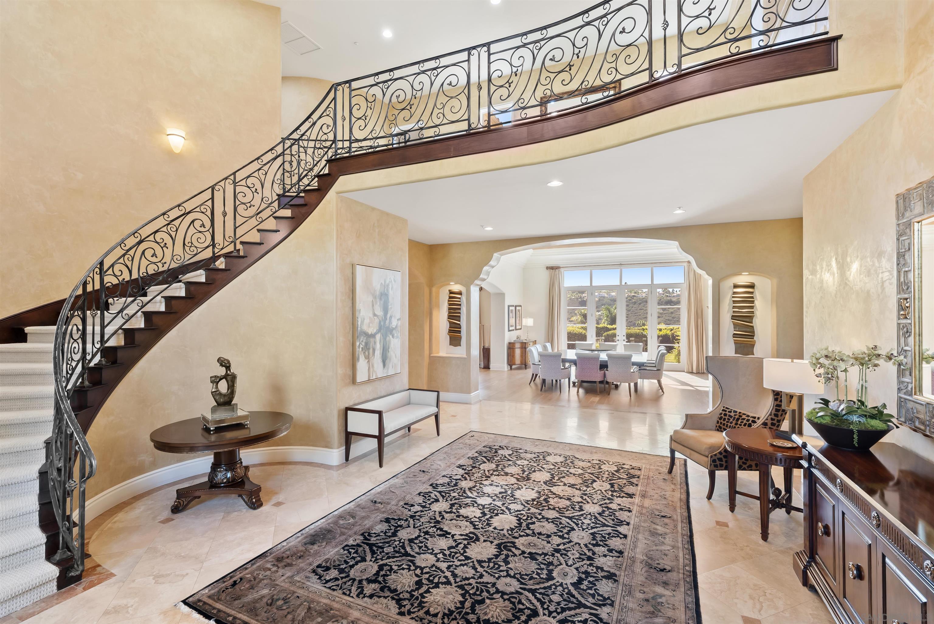 Detail Gallery Image 3 of 28 For 14480  Bellvista Dr, Rancho Santa Fe,  CA 92067 - 5 Beds | 5/1 Baths