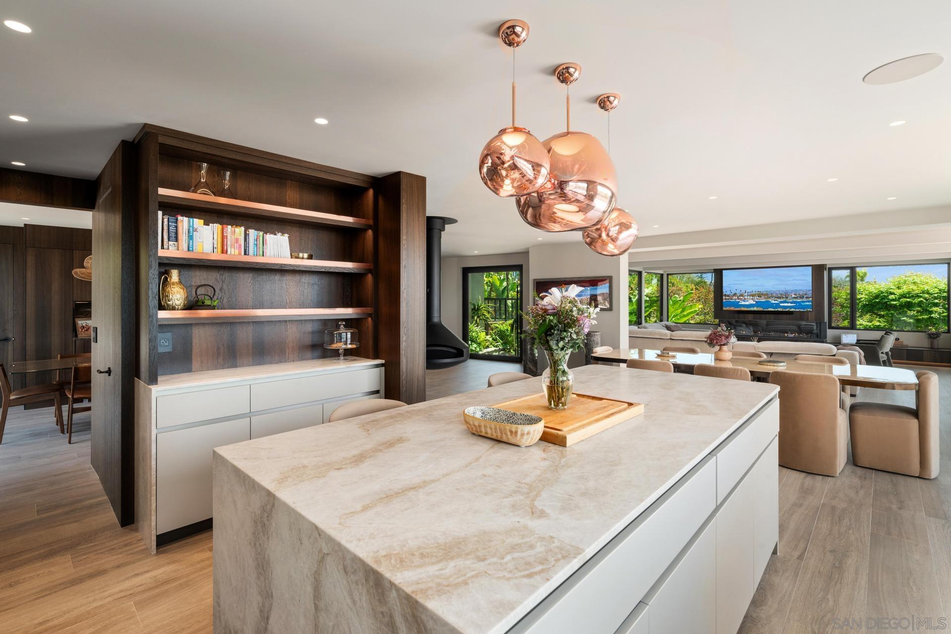 Detail Gallery Image 18 of 75 For 255  Patty Hill Drive, Solana Beach,  CA 92075 - 4 Beds | 4/1 Baths