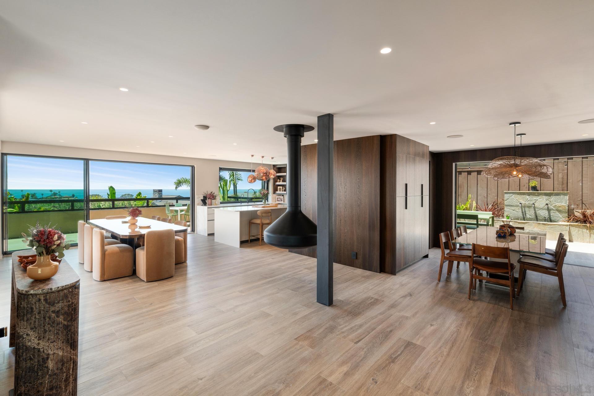 Detail Gallery Image 6 of 75 For 255  Patty Hill Drive, Solana Beach,  CA 92075 - 4 Beds | 4/1 Baths