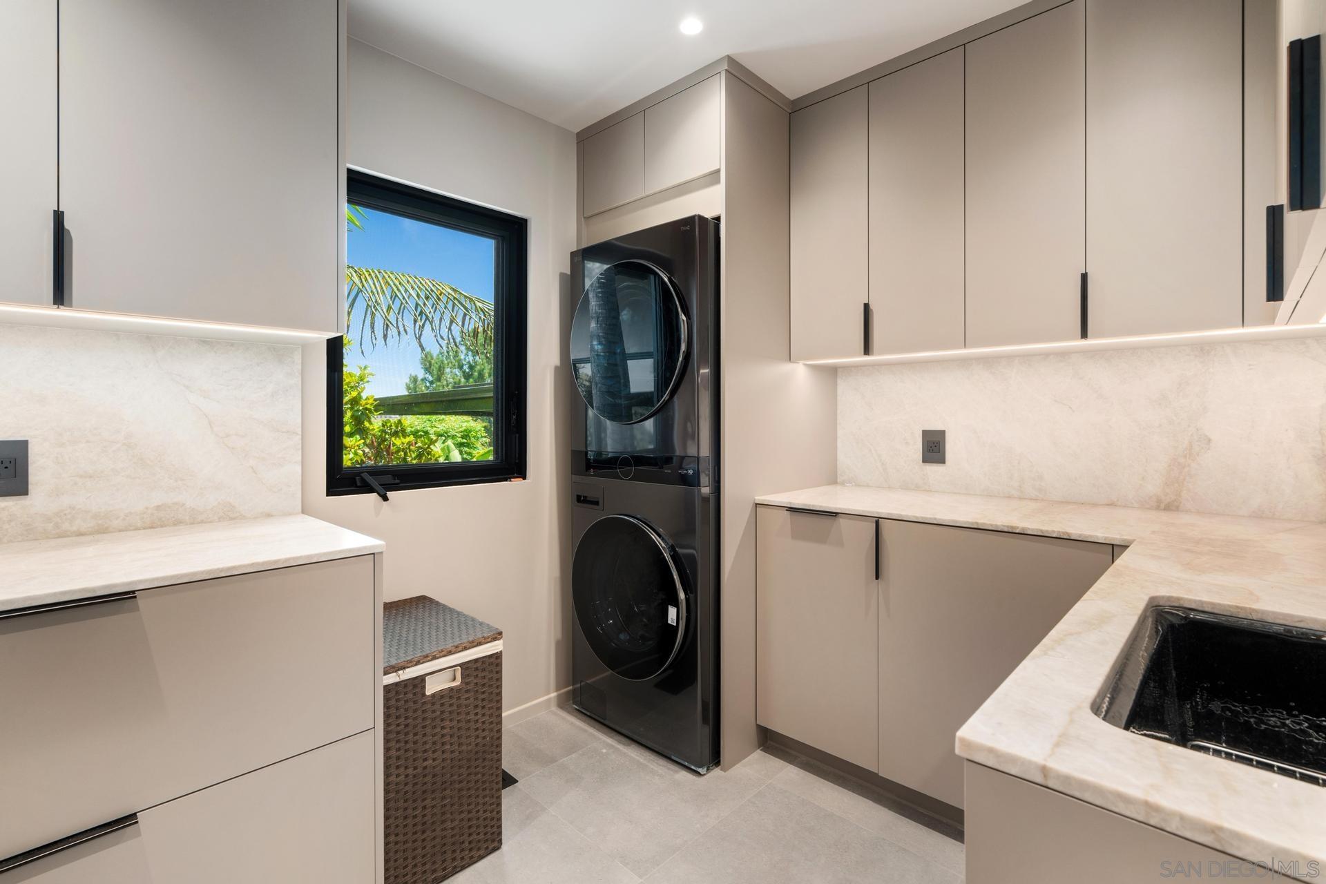 Detail Gallery Image 67 of 75 For 255  Patty Hill Drive, Solana Beach,  CA 92075 - 4 Beds | 4/1 Baths