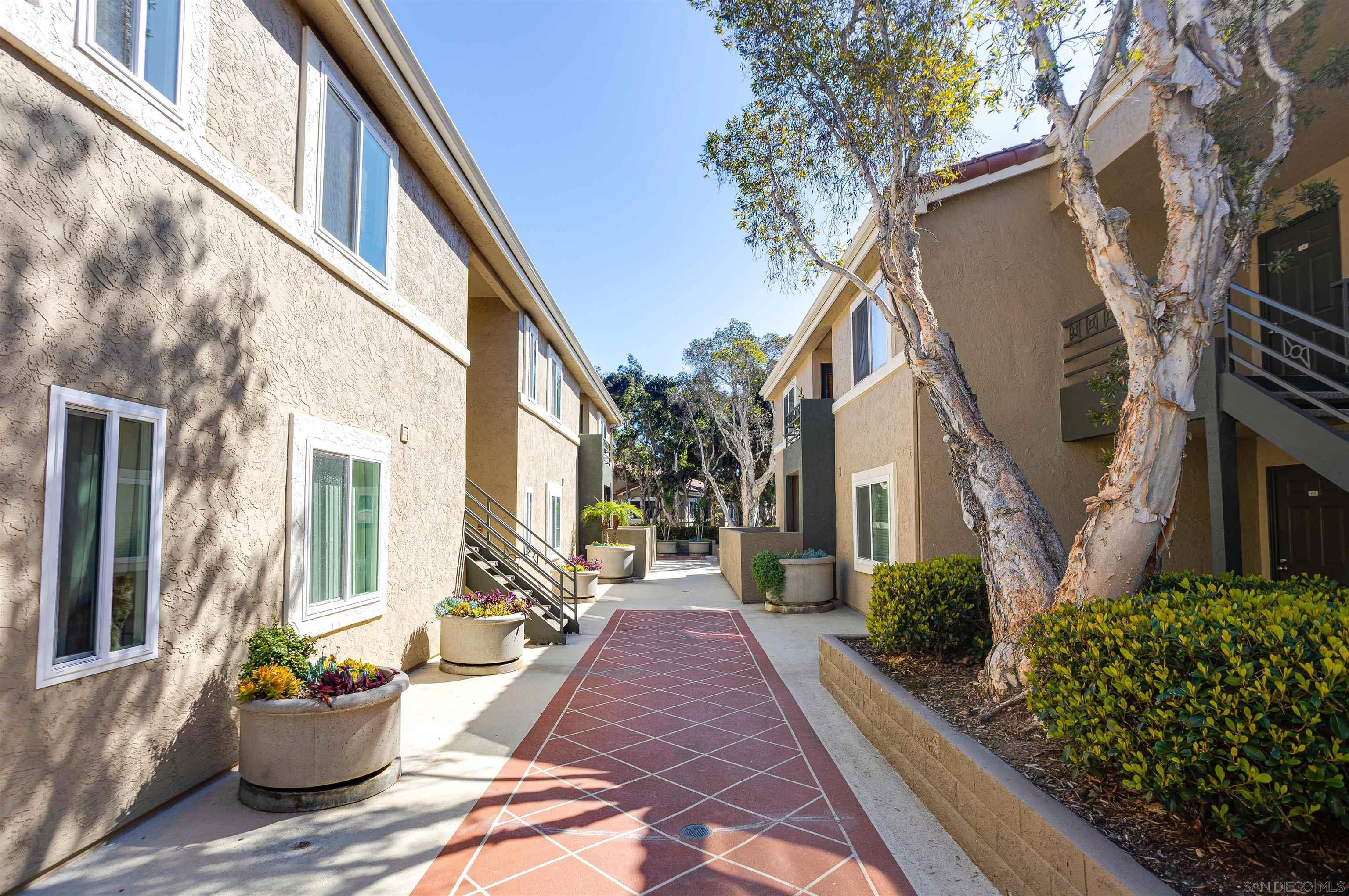 Detail Gallery Image 28 of 45 For 7565  Charmant Dr  507, San Diego,  CA 92122 - 2 Beds | 2 Baths