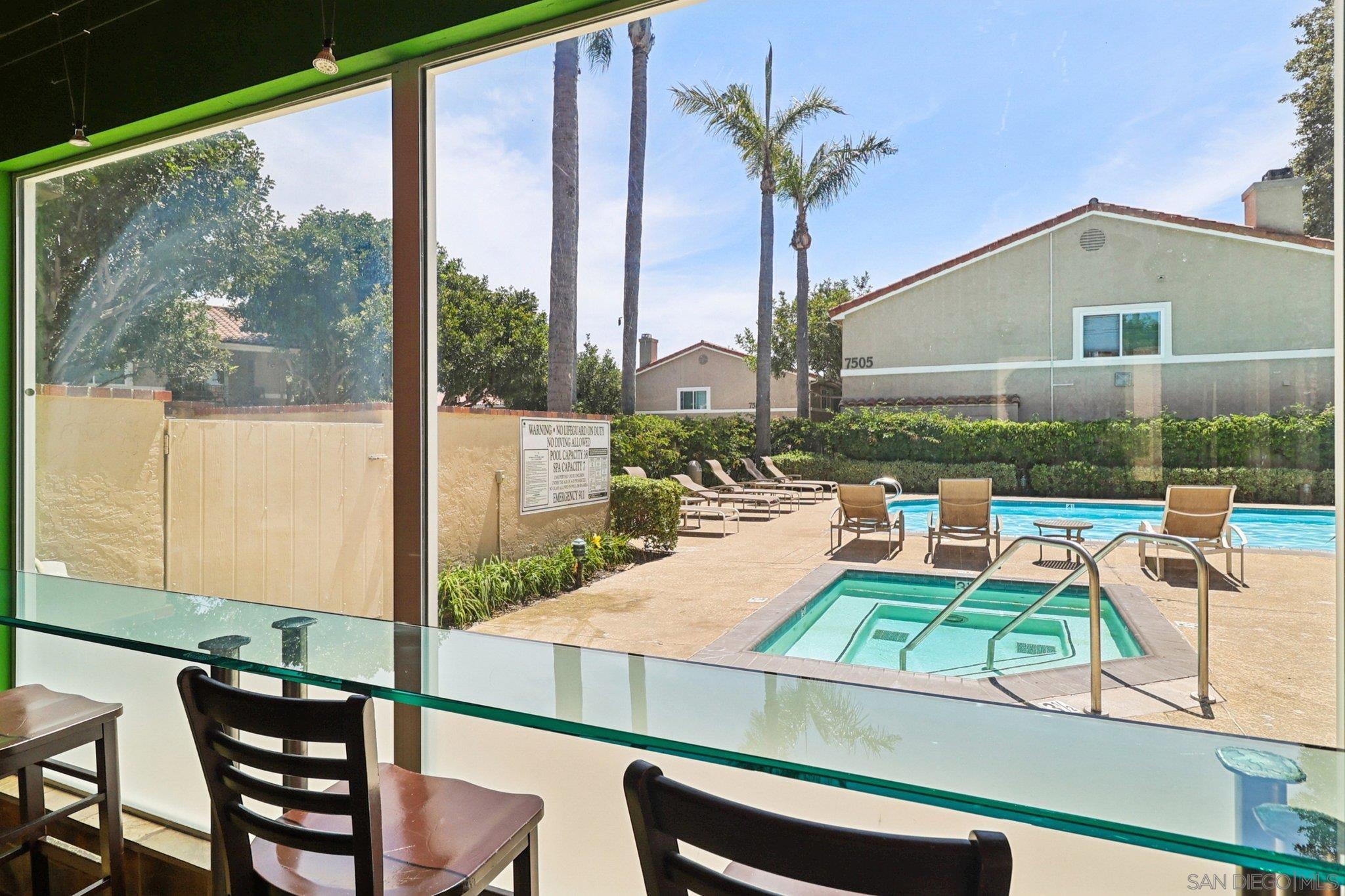 Detail Gallery Image 35 of 45 For 7565  Charmant Dr  507, San Diego,  CA 92122 - 2 Beds | 2 Baths