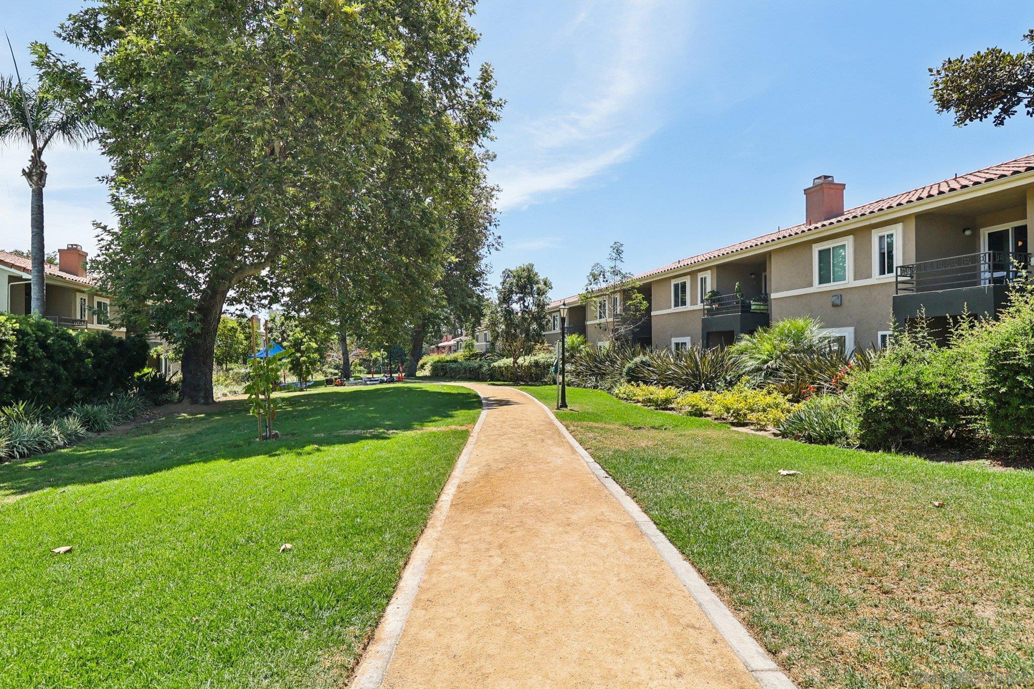 Detail Gallery Image 39 of 45 For 7565  Charmant Dr  507, San Diego,  CA 92122 - 2 Beds | 2 Baths