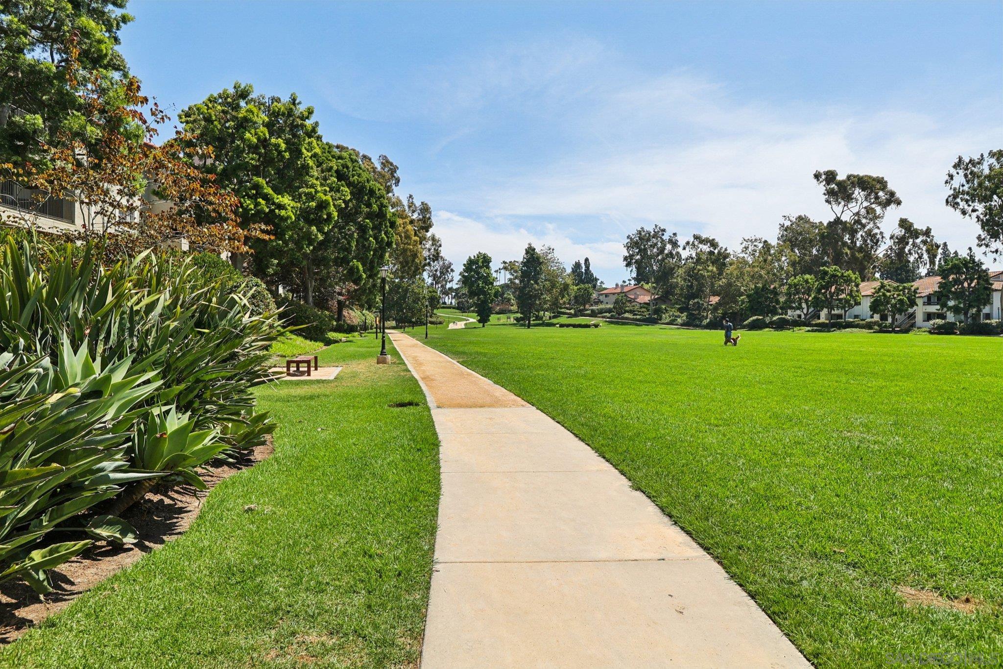 Detail Gallery Image 41 of 45 For 7565  Charmant Dr  507, San Diego,  CA 92122 - 2 Beds | 2 Baths