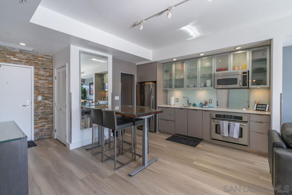 Detail Gallery Image 7 of 21 For 575  6th Ave  707, San Diego,  CA 92101 - 1 Beds | 1 Baths