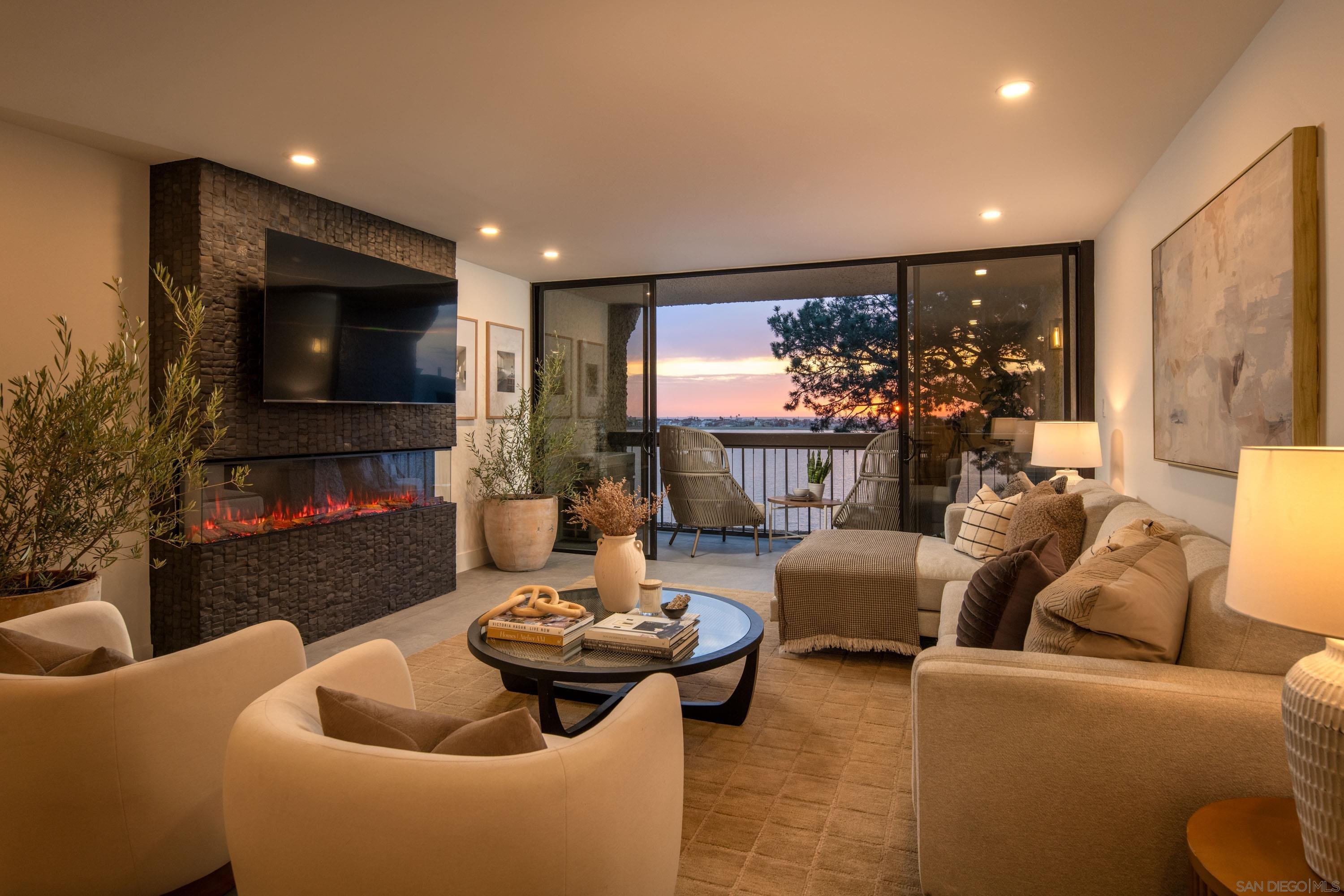 Front Image Thumbnail for SD260003144