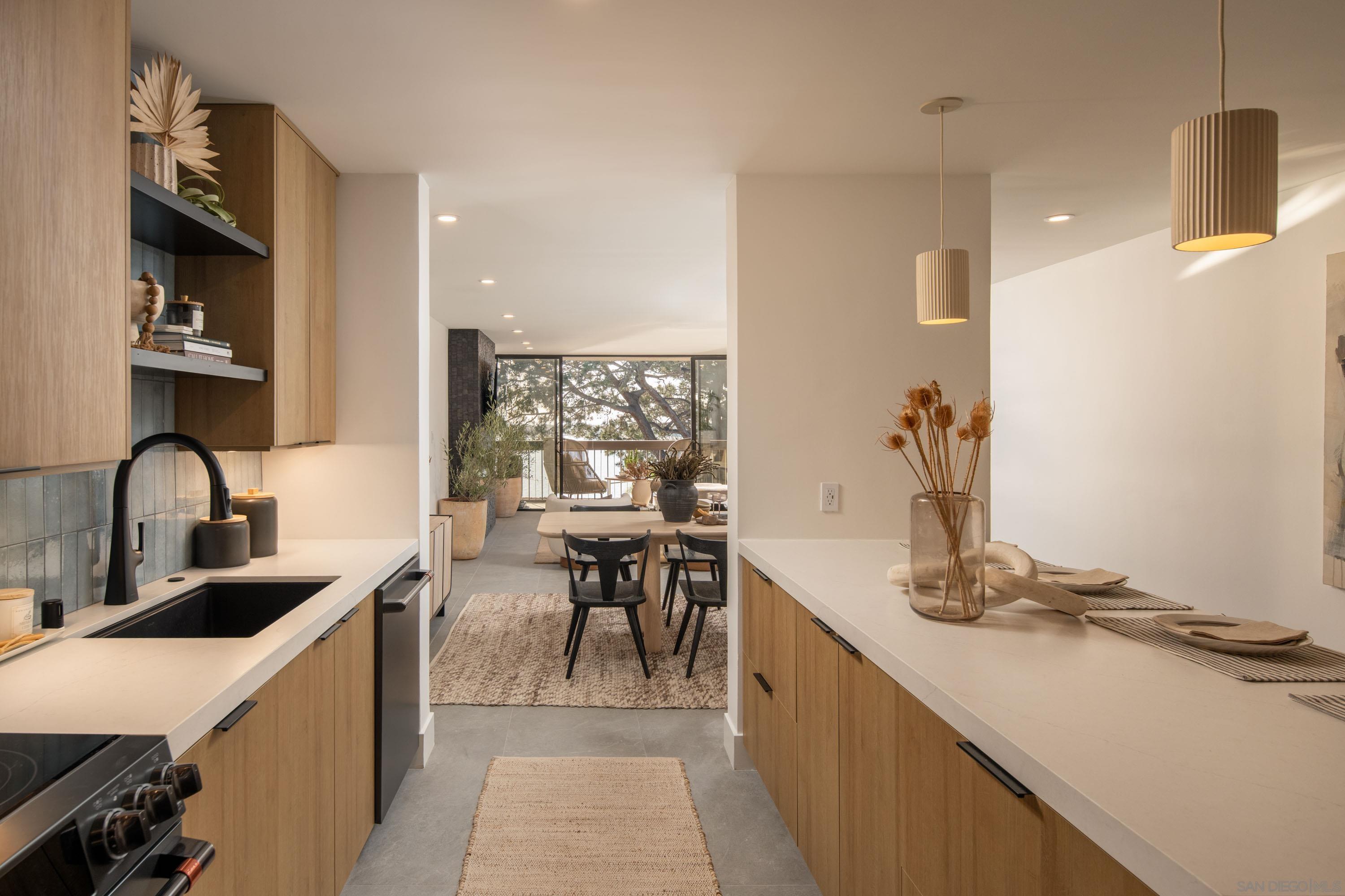 Detail Gallery Image 13 of 56 For 3940  Gresham St  #251,  San Diego,  CA 92109 - 2 Beds | 2 Baths