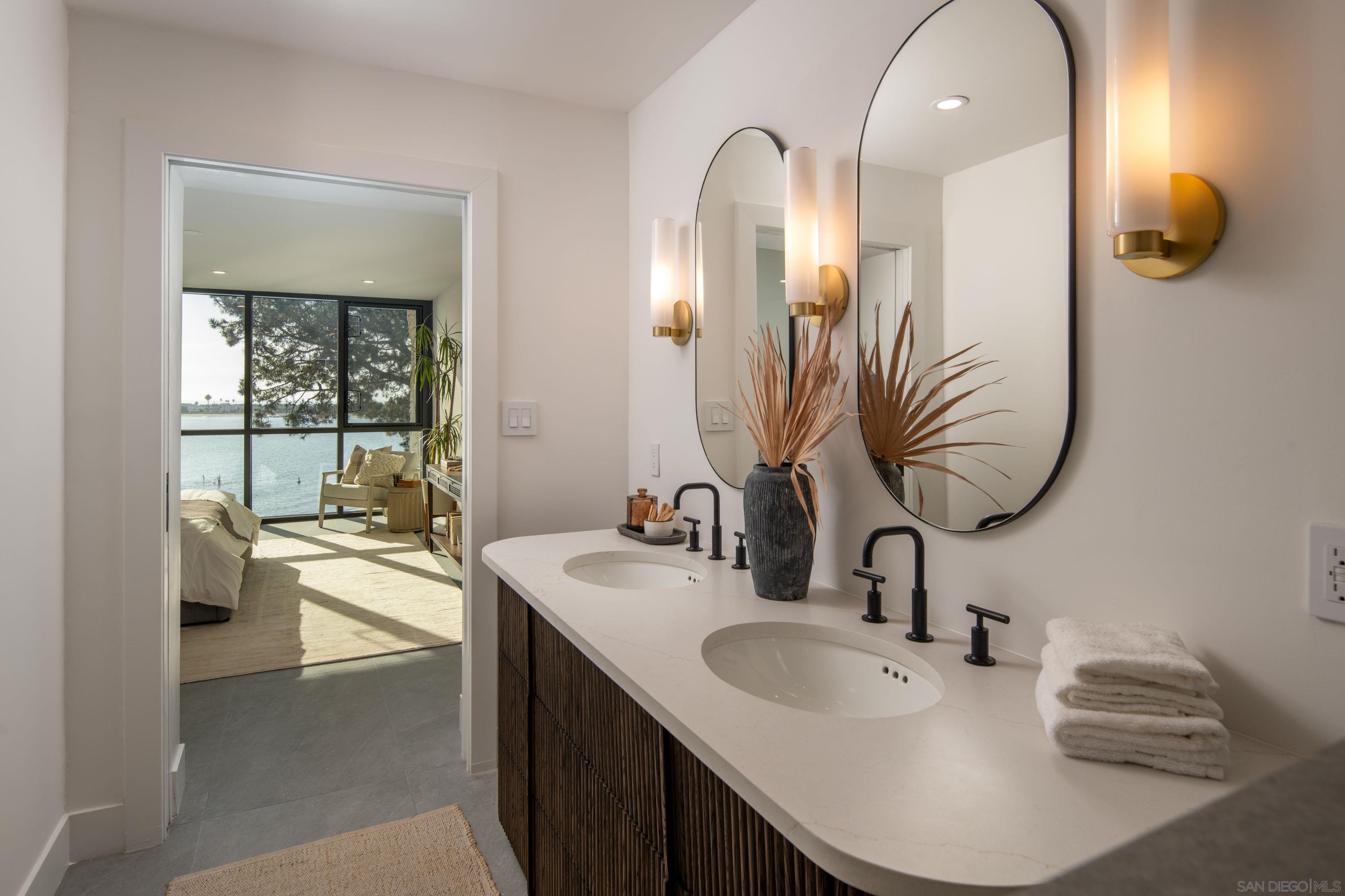 Detail Gallery Image 21 of 56 For 3940  Gresham St  #251,  San Diego,  CA 92109 - 2 Beds | 2 Baths