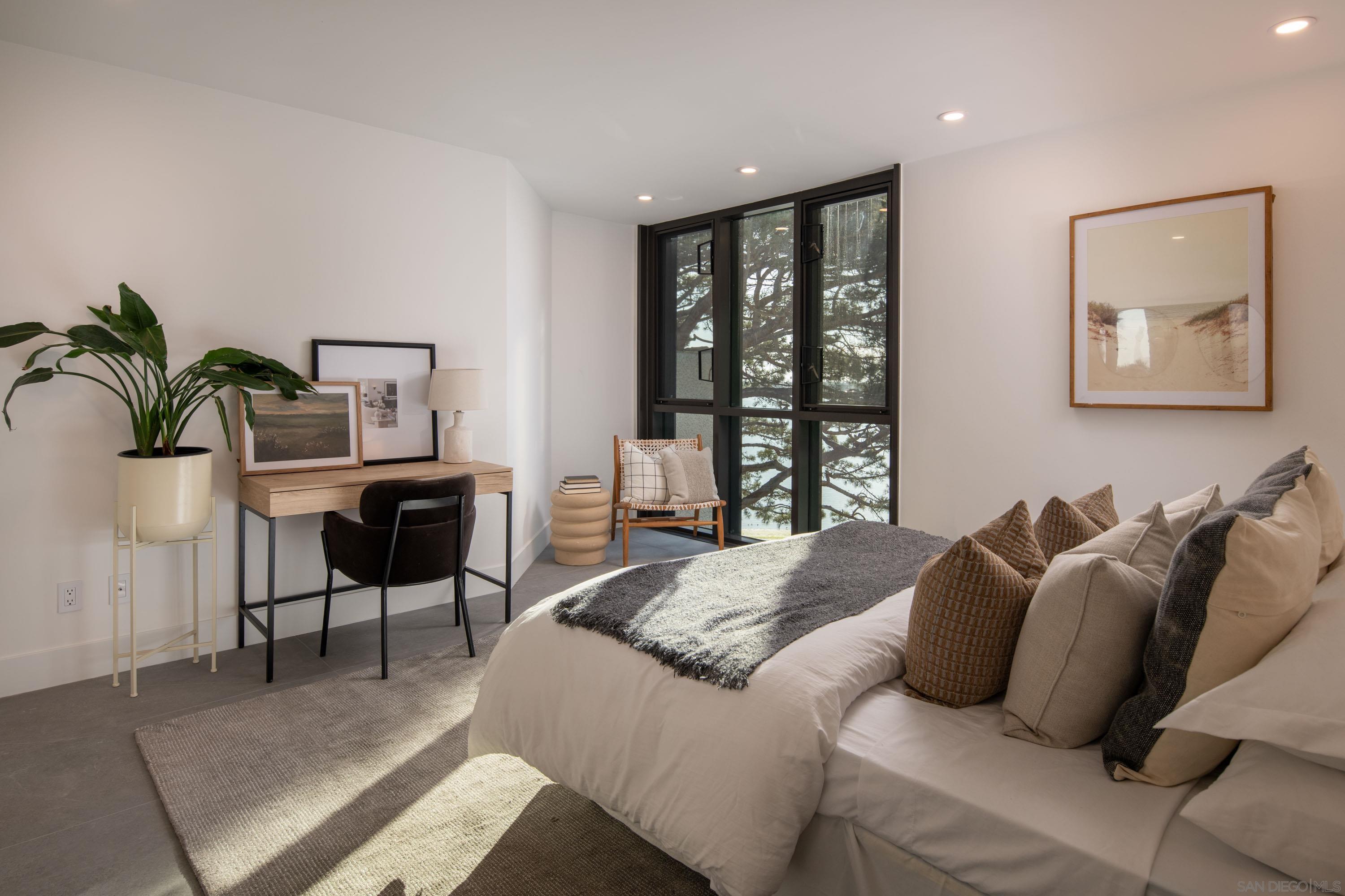 Detail Gallery Image 23 of 56 For 3940  Gresham St  #251,  San Diego,  CA 92109 - 2 Beds | 2 Baths