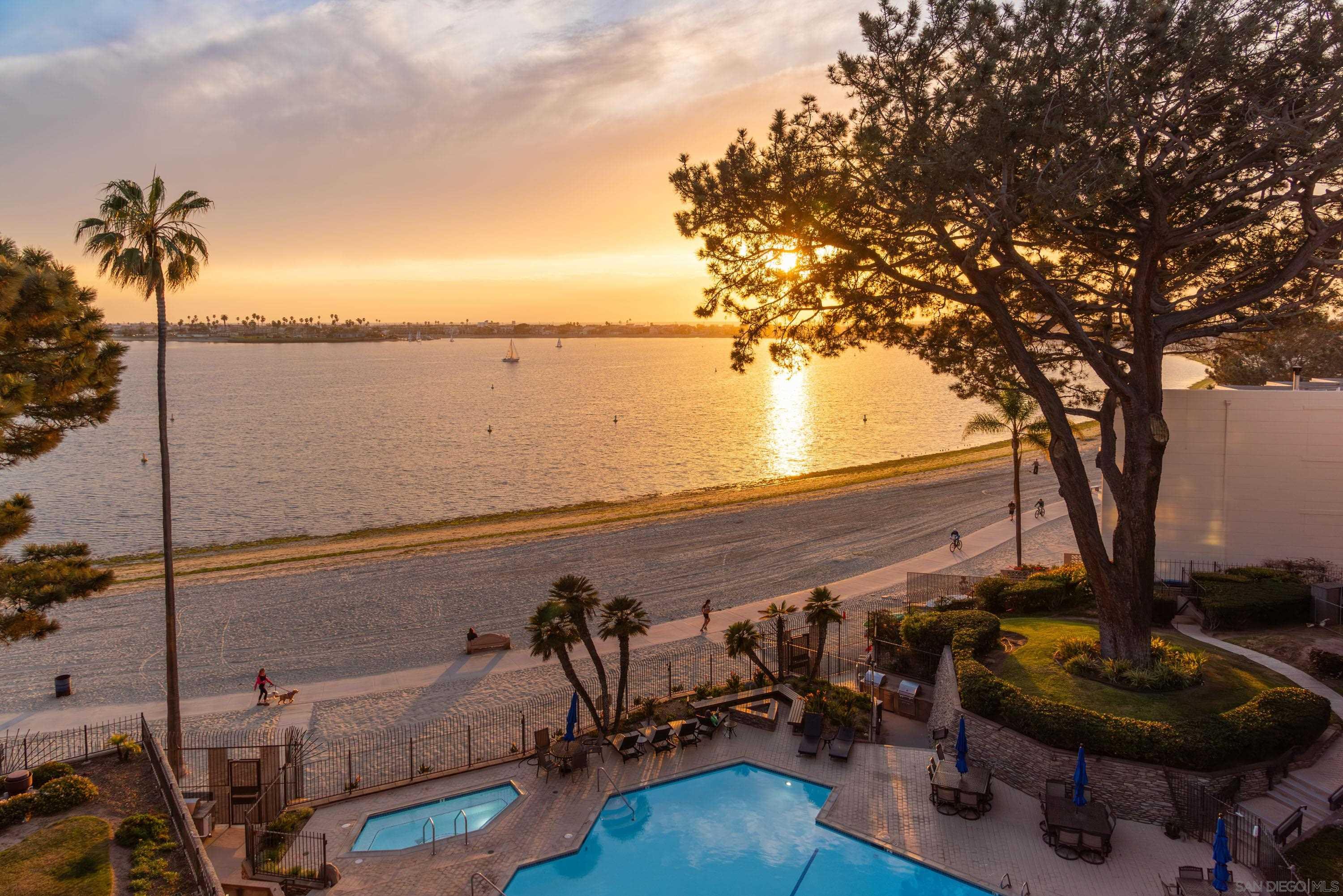 Detail Gallery Image 31 of 56 For 3940  Gresham St  #251,  San Diego,  CA 92109 - 2 Beds | 2 Baths