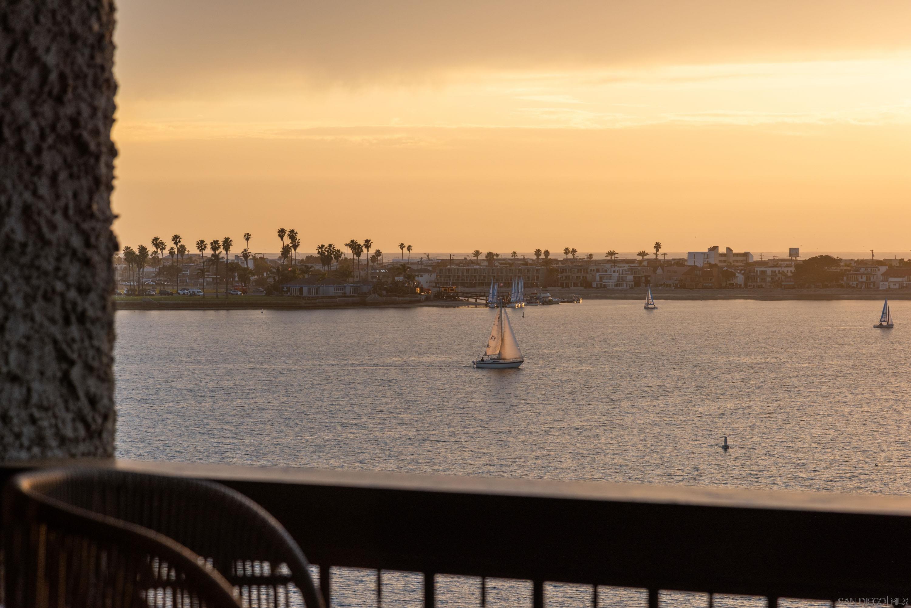 Detail Gallery Image 33 of 56 For 3940  Gresham St  #251,  San Diego,  CA 92109 - 2 Beds | 2 Baths