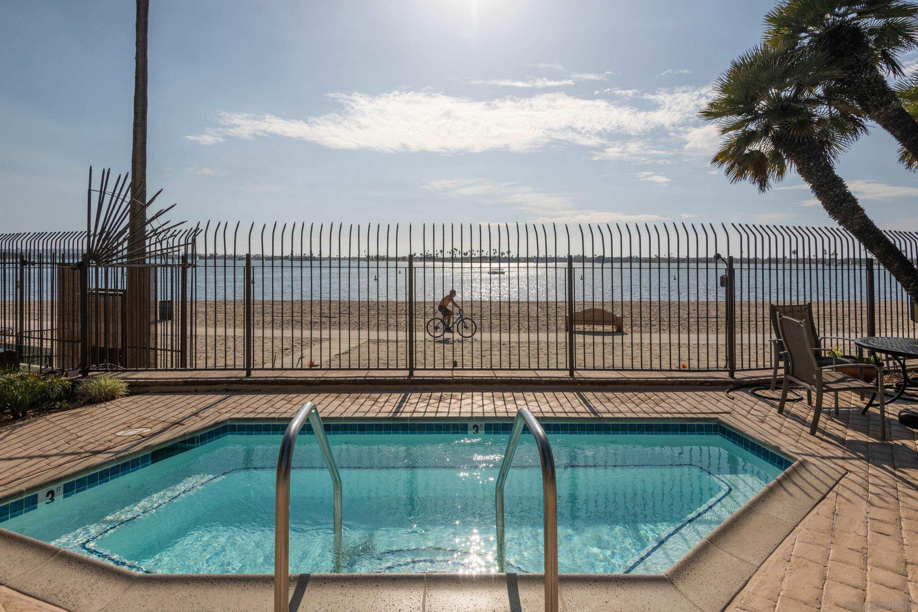 Detail Gallery Image 40 of 56 For 3940  Gresham St  #251,  San Diego,  CA 92109 - 2 Beds | 2 Baths