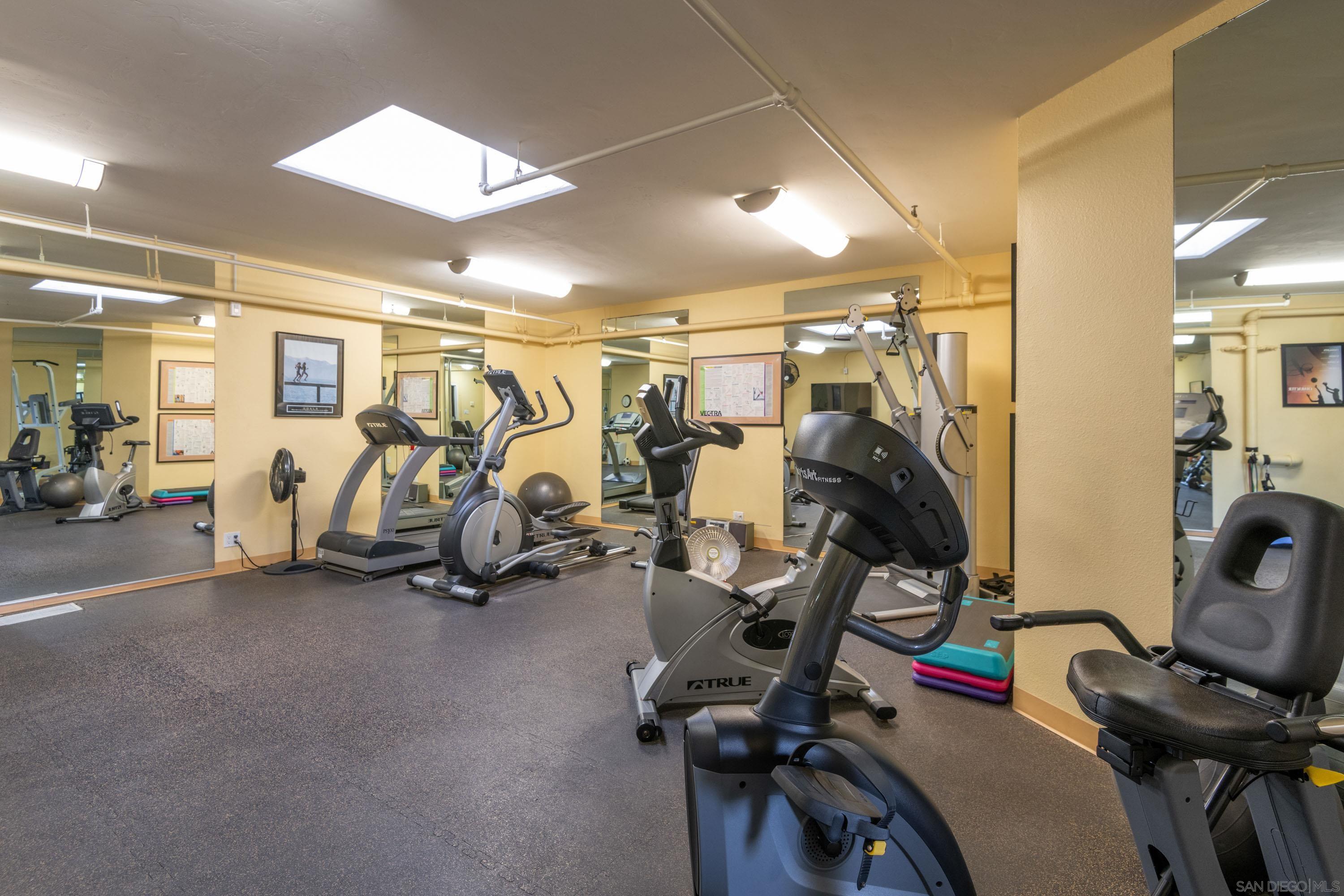 Detail Gallery Image 44 of 56 For 3940  Gresham St  #251,  San Diego,  CA 92109 - 2 Beds | 2 Baths