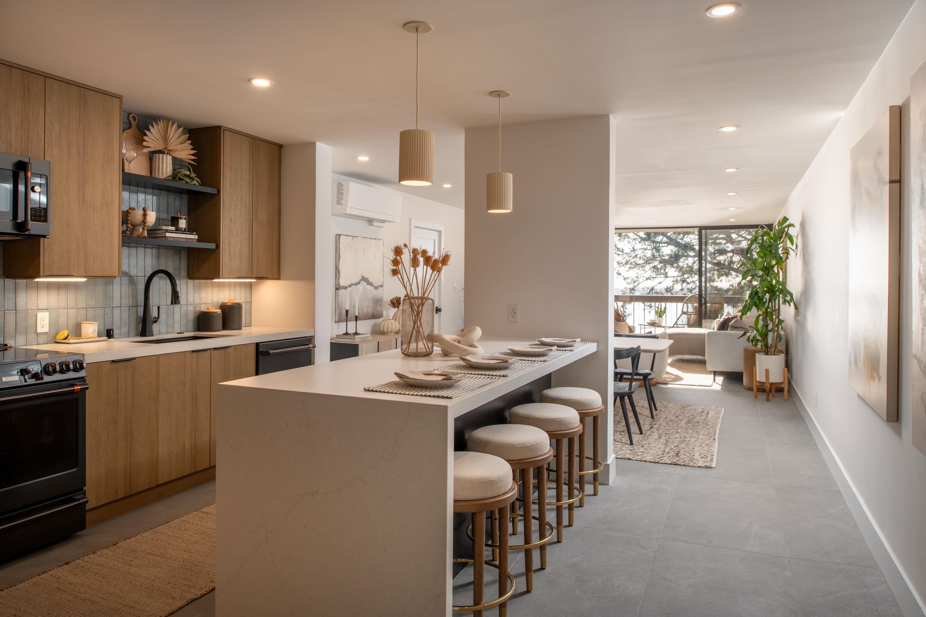 Detail Gallery Image 8 of 56 For 3940  Gresham St  #251,  San Diego,  CA 92109 - 2 Beds | 2 Baths