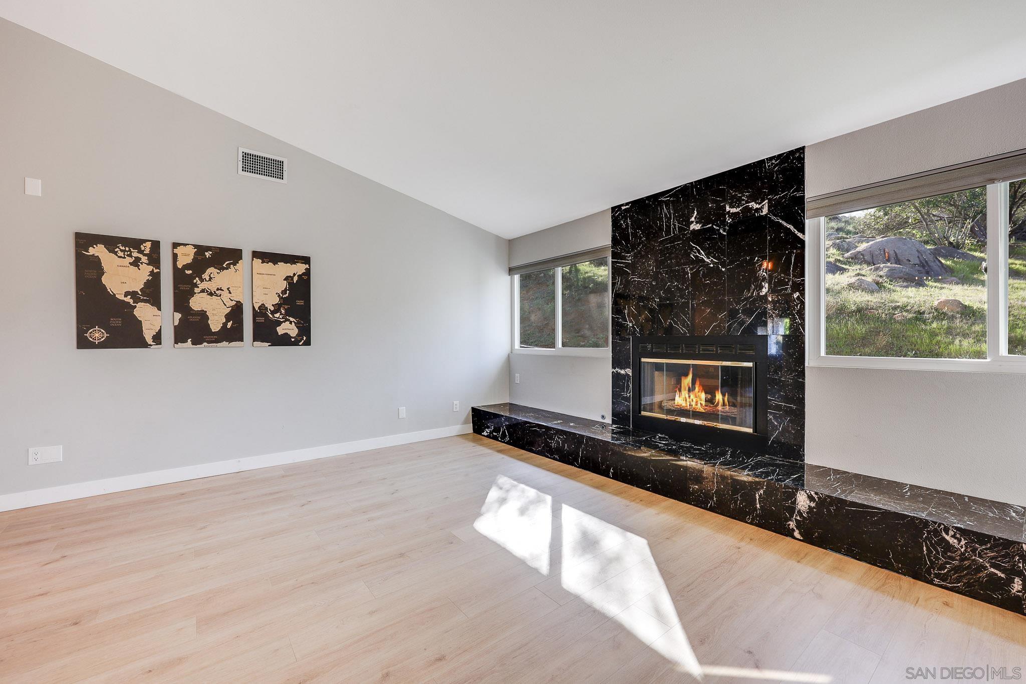 Detail Gallery Image 11 of 49 For 1392  Nancy Lee Ln, Alpine,  CA 91901 - 4 Beds | 2 Baths