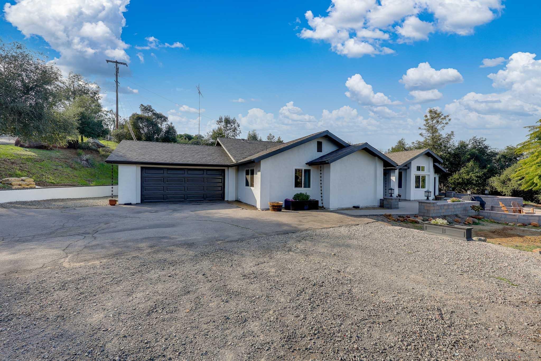 Detail Gallery Image 3 of 49 For 1392  Nancy Lee Ln, Alpine,  CA 91901 - 4 Beds | 2 Baths