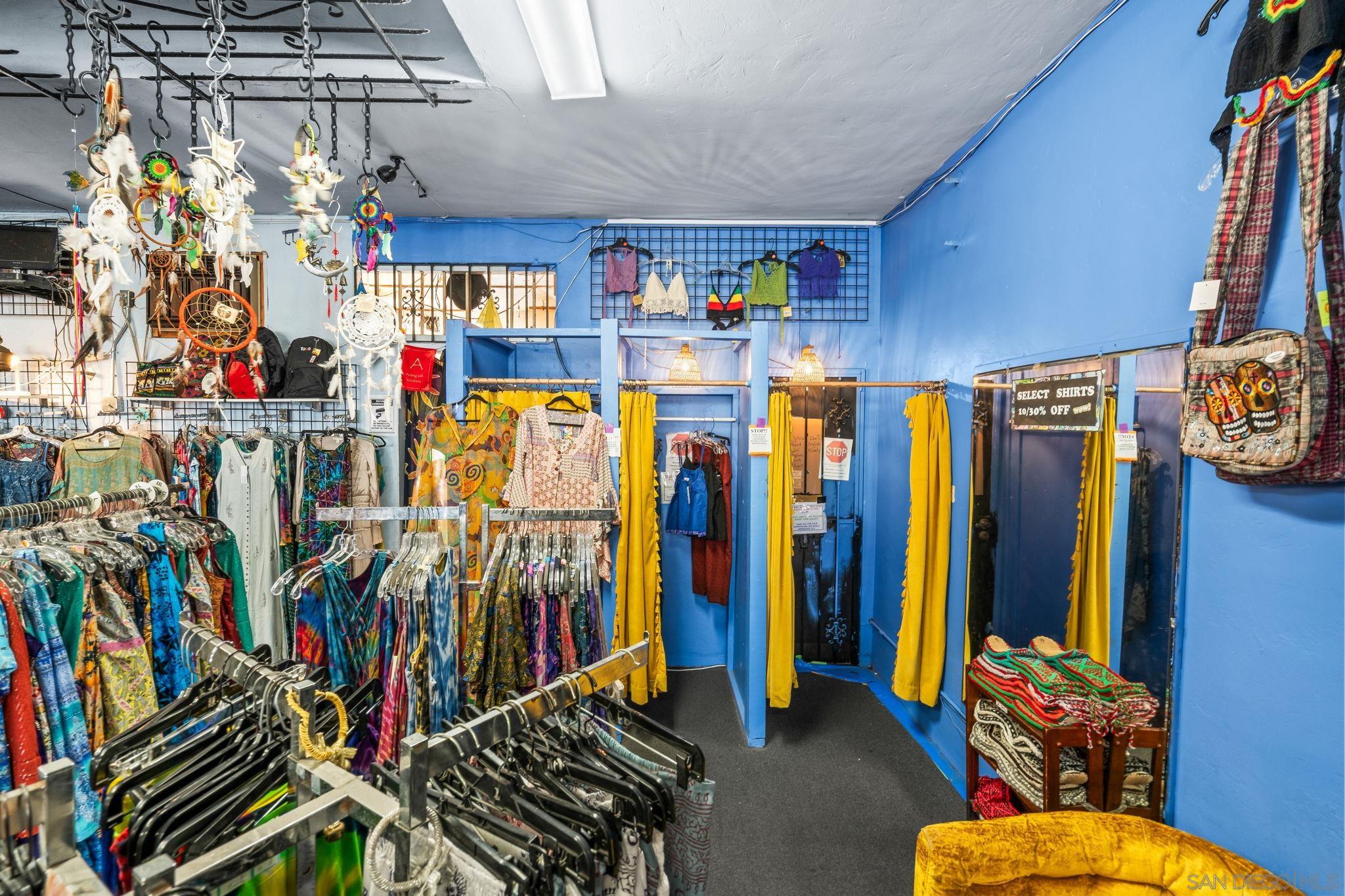 Detail Gallery Image 5 of 12 For 4975  Newport Ave., San Diego,  CA 92107 - – Beds | – Baths