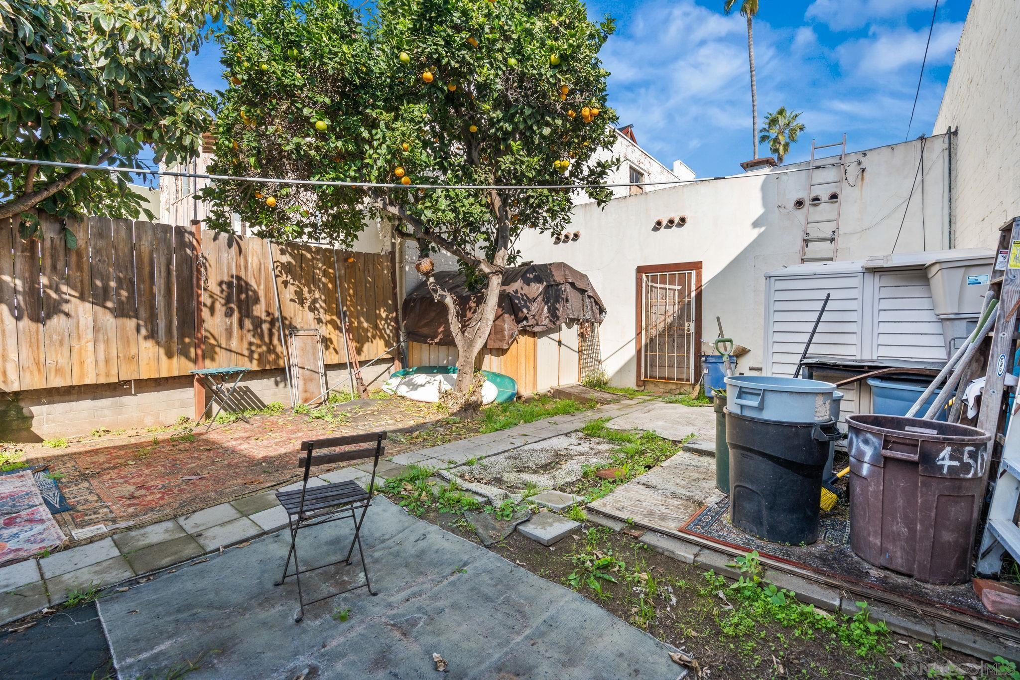 Detail Gallery Image 7 of 12 For 4975  Newport Ave., San Diego,  CA 92107 - – Beds | – Baths