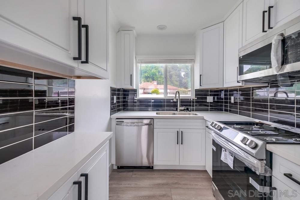 Detail Gallery Image 22 of 26 For 2476/2478  Coolidge Ave, Los Angeles,  CA 90064 - – Beds | – Baths