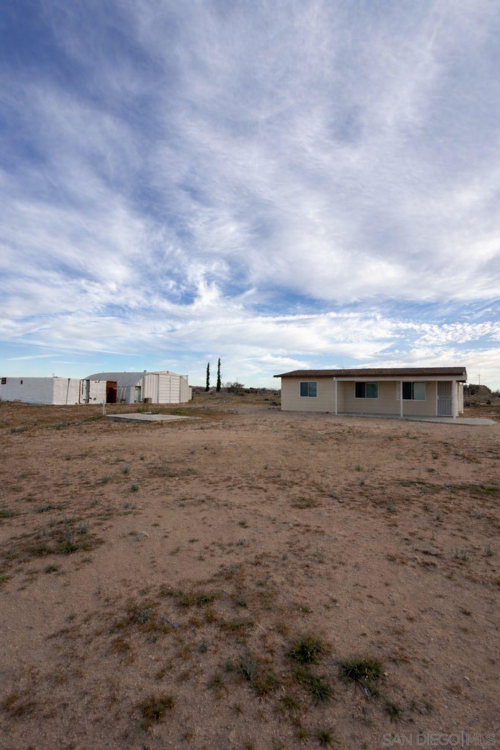 Detail Gallery Image 4 of 11 For 2787  Shawnee Trl, Landers,  CA 92285 - 1 Beds | 1 Baths