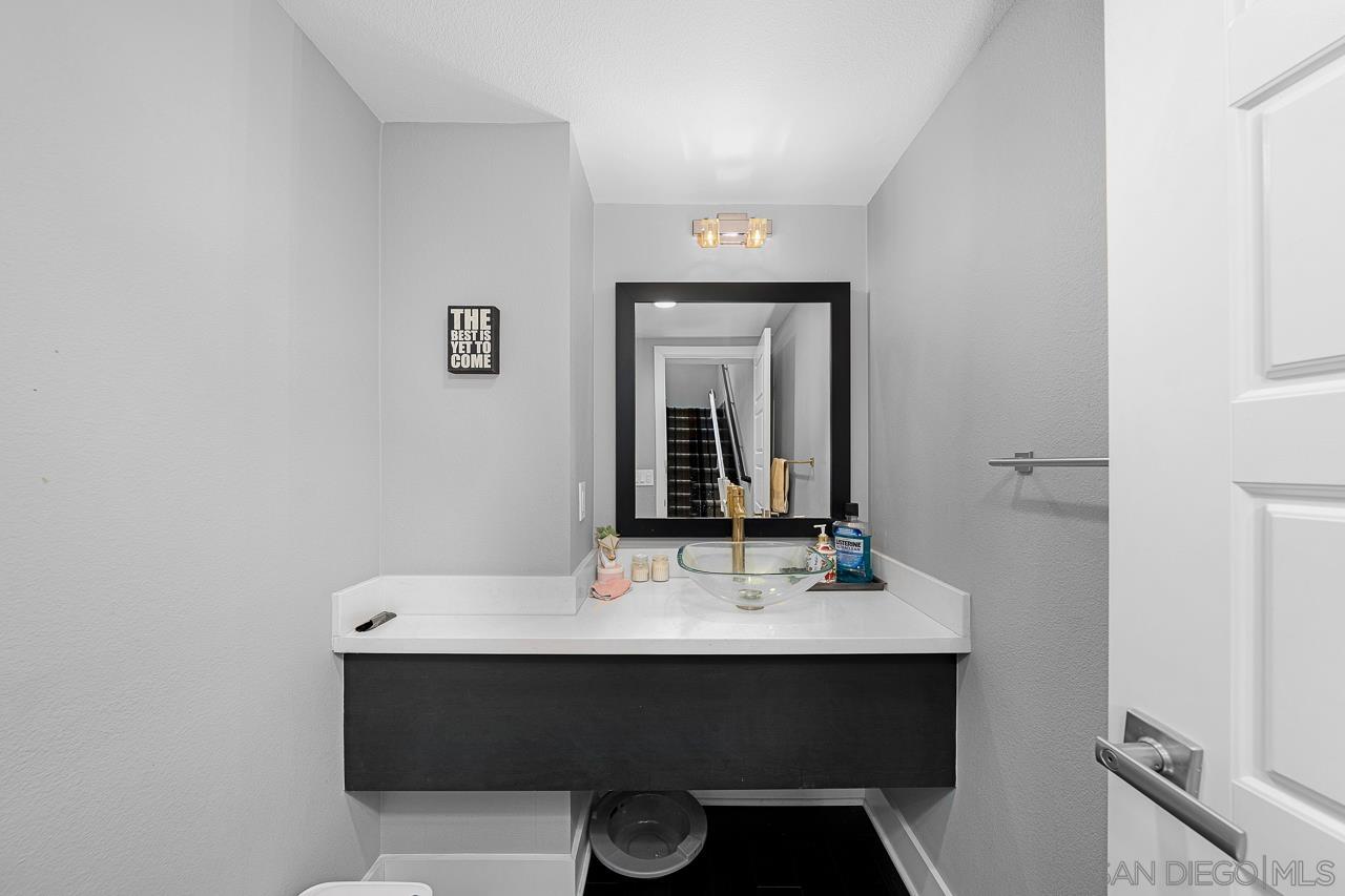 Detail Gallery Image 15 of 59 For 7810  Inception Way, San Diego,  CA 92108 - 3 Beds | 3/1 Baths