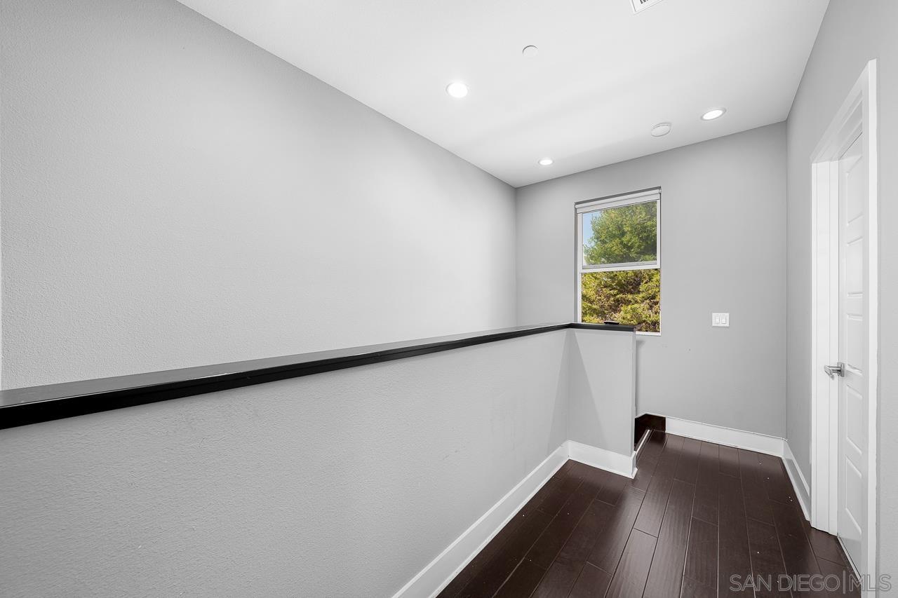 Detail Gallery Image 22 of 59 For 7810  Inception Way, San Diego,  CA 92108 - 3 Beds | 3/1 Baths
