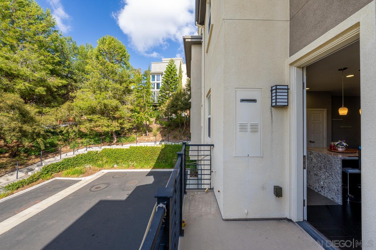 Detail Gallery Image 9 of 59 For 7810  Inception Way, San Diego,  CA 92108 - 3 Beds | 3/1 Baths