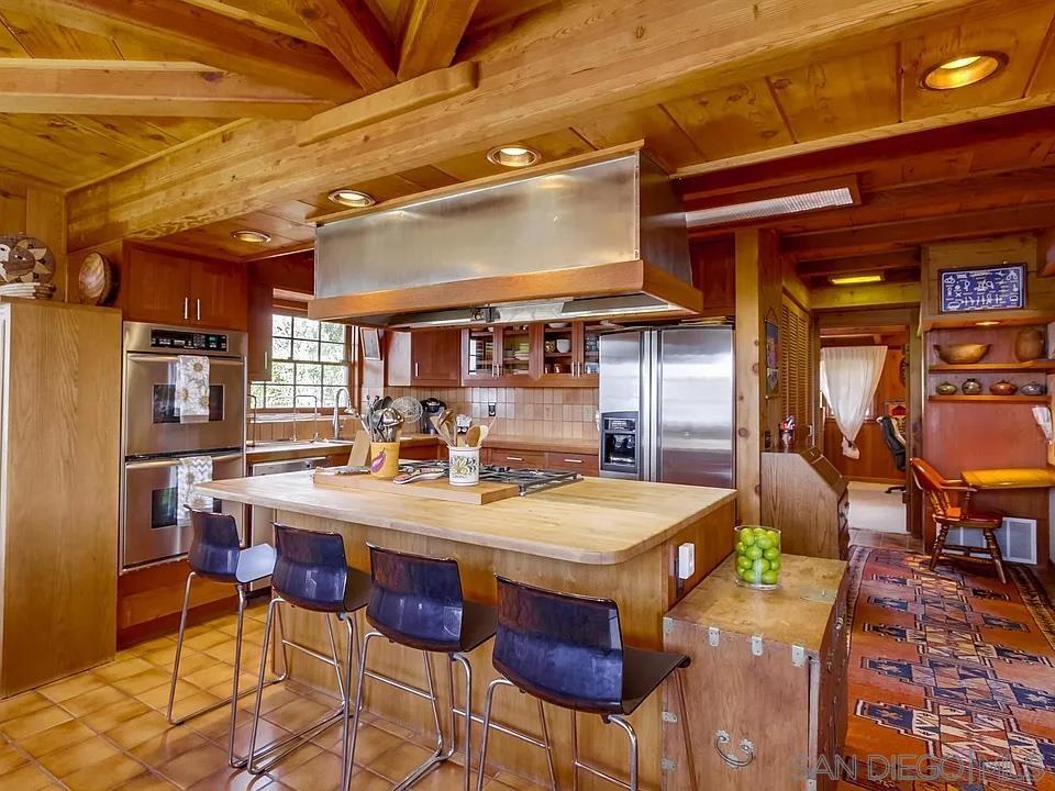 Detail Gallery Image 11 of 45 For 940  Highland Avenue, Del Mar,  CA 92014 - 4 Beds | 3 Baths