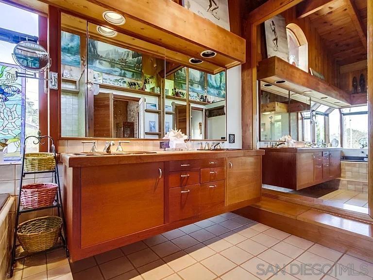 Detail Gallery Image 32 of 45 For 940  Highland Avenue, Del Mar,  CA 92014 - 4 Beds | 3 Baths