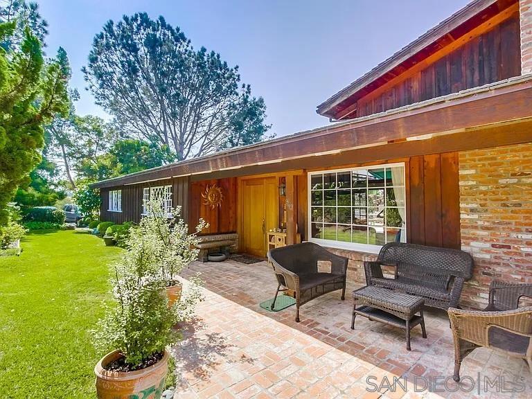 Detail Gallery Image 5 of 45 For 940  Highland Avenue, Del Mar,  CA 92014 - 4 Beds | 3 Baths