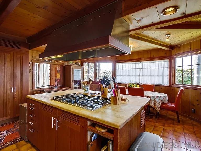 Detail Gallery Image 10 of 45 For 940  Highland Avenue, Del Mar,  CA 92014 - 4 Beds | 3 Baths