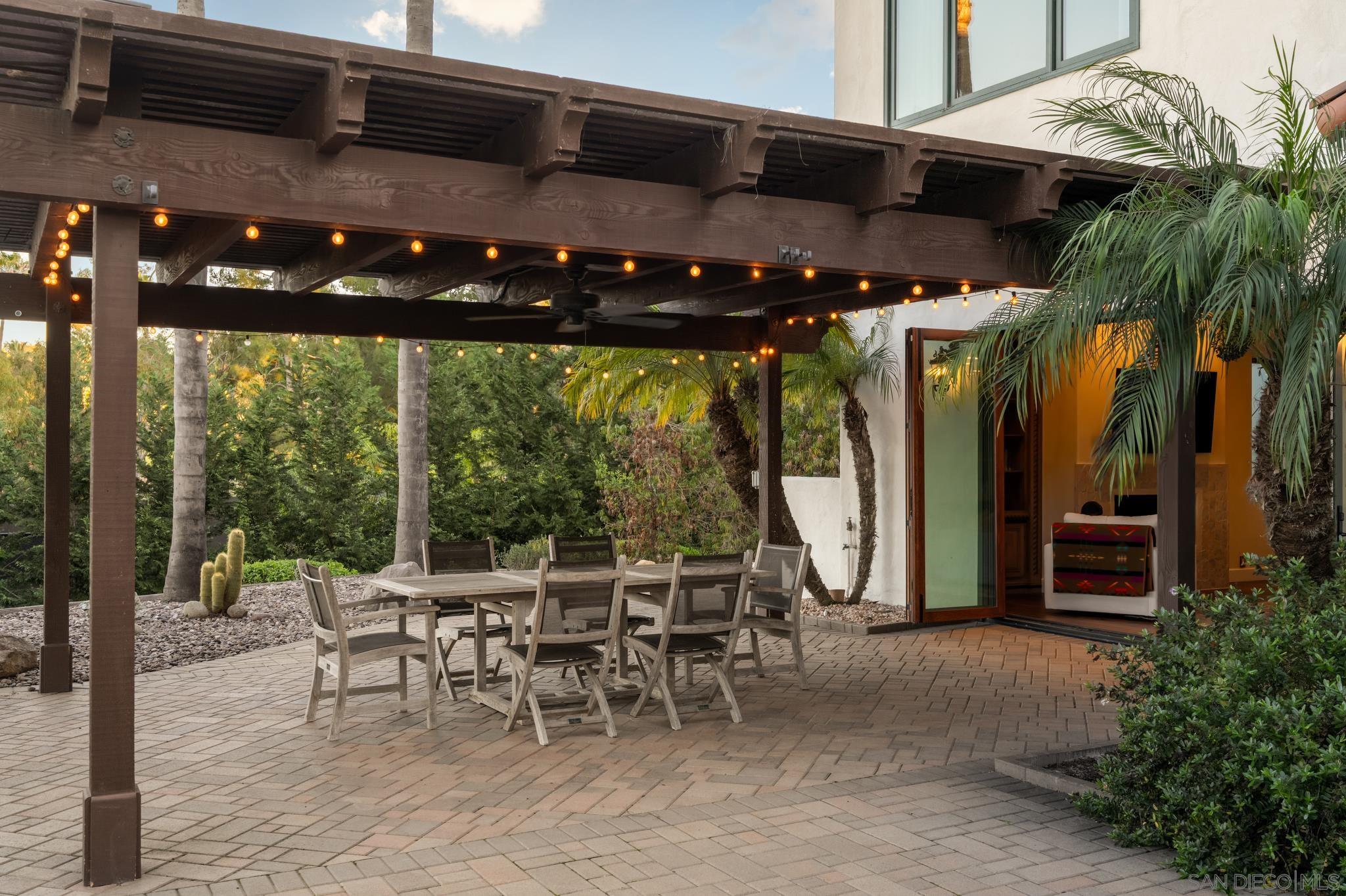 Detail Gallery Image 16 of 50 For 3028  Paseo Cielo, Rancho Santa Fe,  CA 92067 - 6 Beds | 5/1 Baths