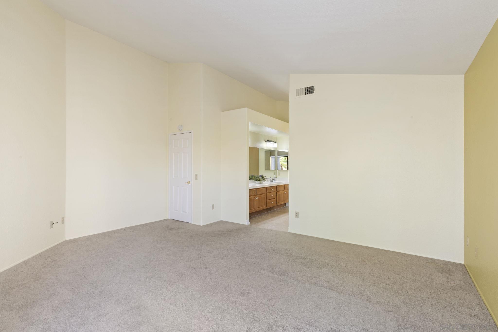 Detail Gallery Image 24 of 41 For 15174  Avenida Rorras, San Diego,  CA 92128 - 3 Beds | 2 Baths