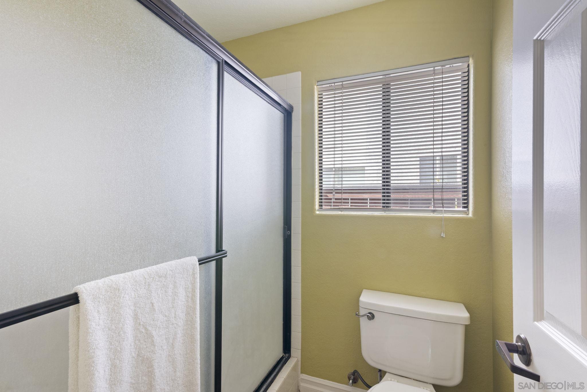 Detail Gallery Image 27 of 41 For 15174  Avenida Rorras, San Diego,  CA 92128 - 3 Beds | 2 Baths