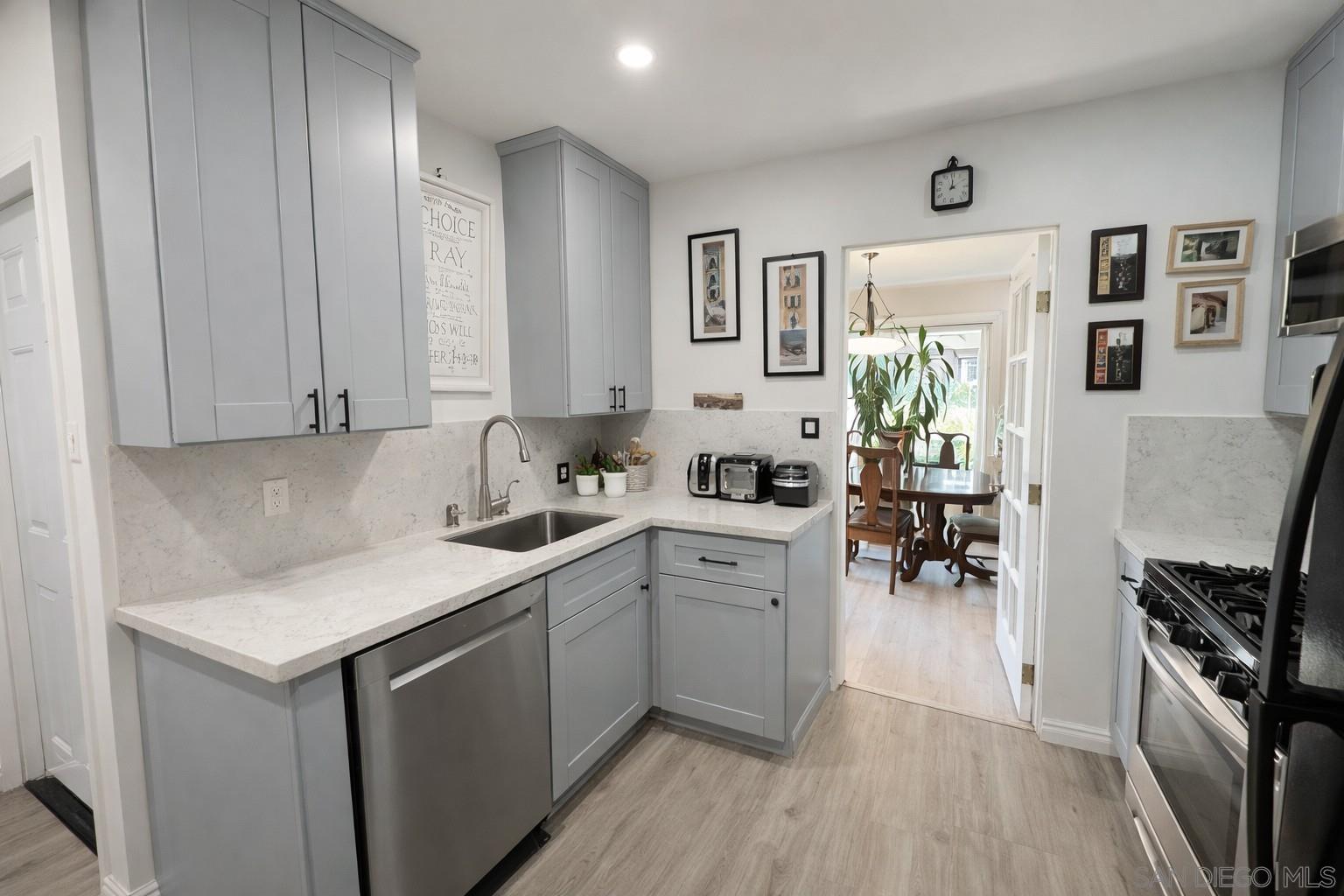 Detail Gallery Image 5 of 21 For 2905  Buena Vista Avenue, Lemon Grove,  CA 91945 - 3 Beds | 1 Baths