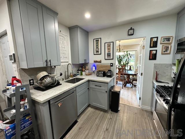 Detail Gallery Image 6 of 21 For 2905  Buena Vista Avenue, Lemon Grove,  CA 91945 - 3 Beds | 1 Baths