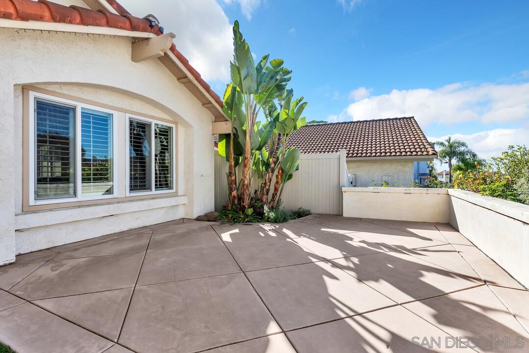 Detail Gallery Image 3 of 46 For 11655  Cebada Ct, San Diego,  CA 92124 - 4 Beds | 2/1 Baths