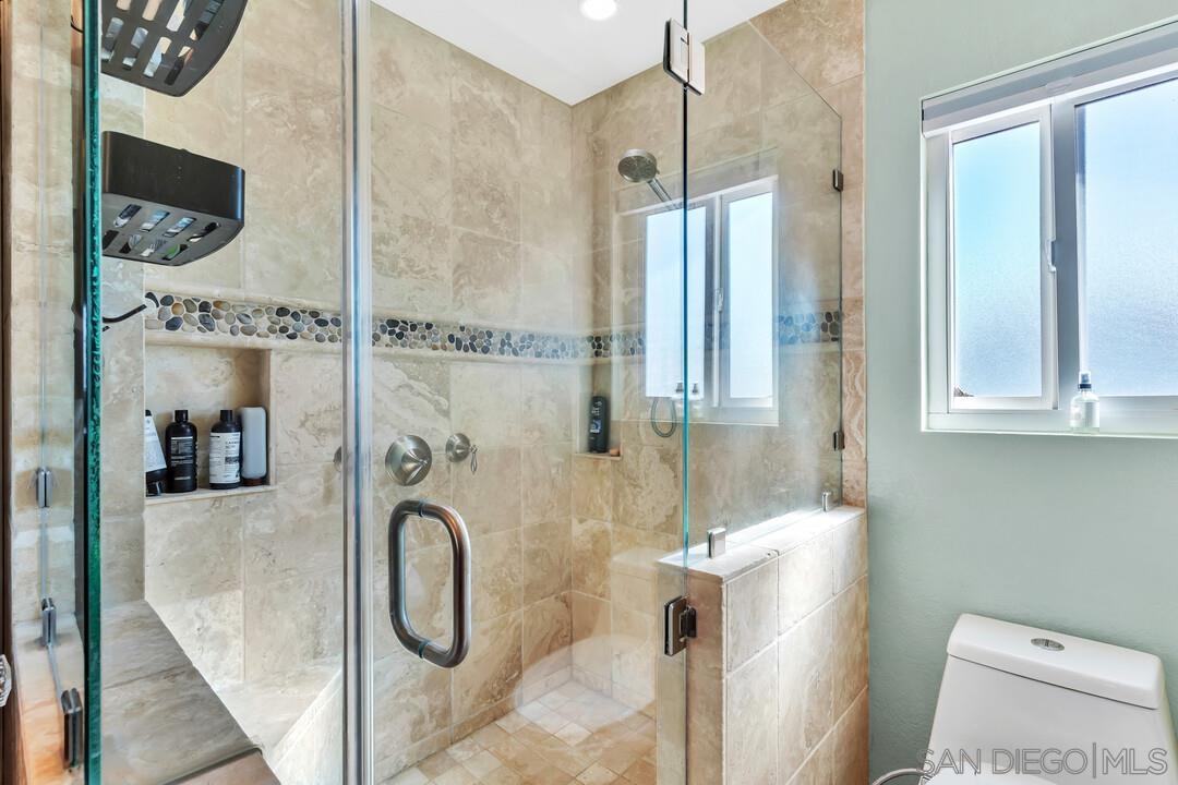 Detail Gallery Image 26 of 46 For 11655  Cebada Ct, San Diego,  CA 92124 - 4 Beds | 2/1 Baths