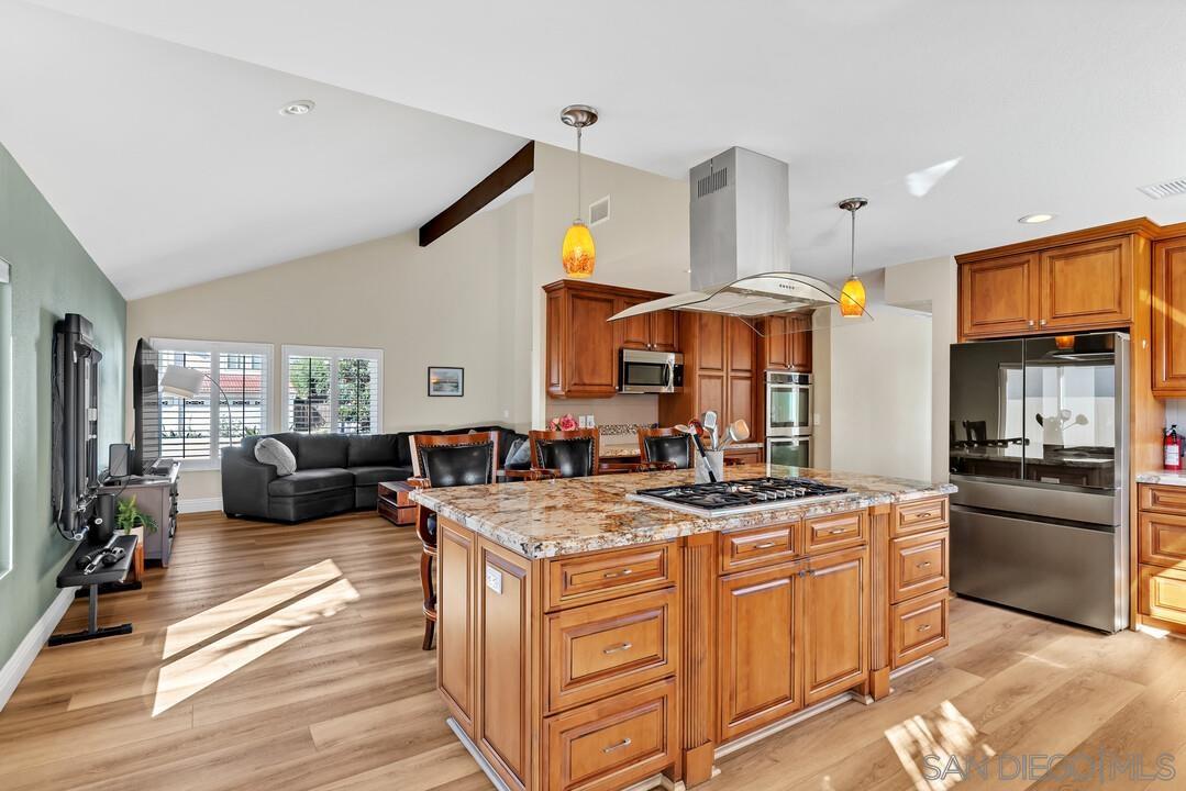 Detail Gallery Image 9 of 46 For 11655  Cebada Ct, San Diego,  CA 92124 - 4 Beds | 2/1 Baths