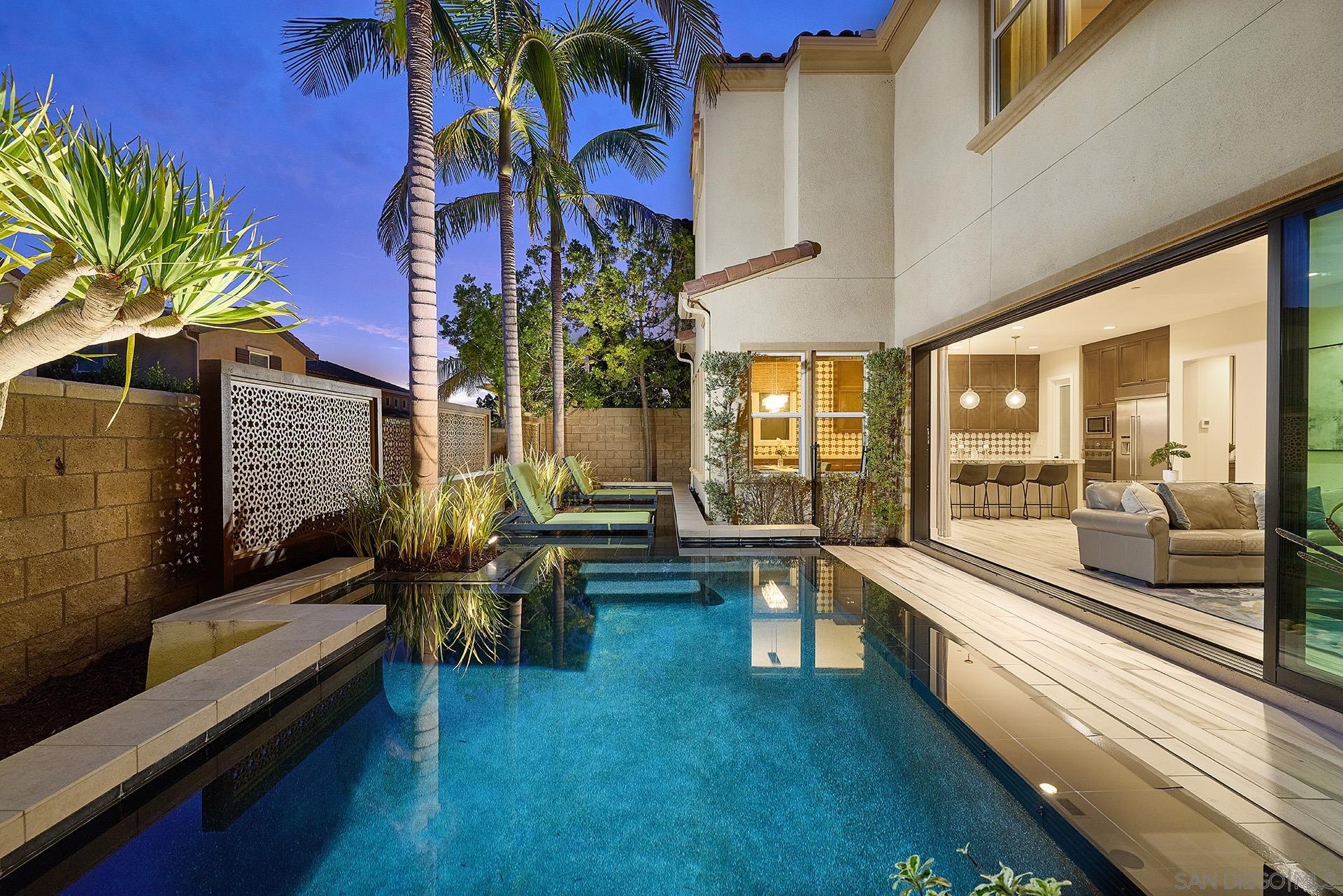 Detail Gallery Image 11 of 63 For 4843  Nelson Ct, Carlsbad,  CA 92010 - 4 Beds | 4/1 Baths