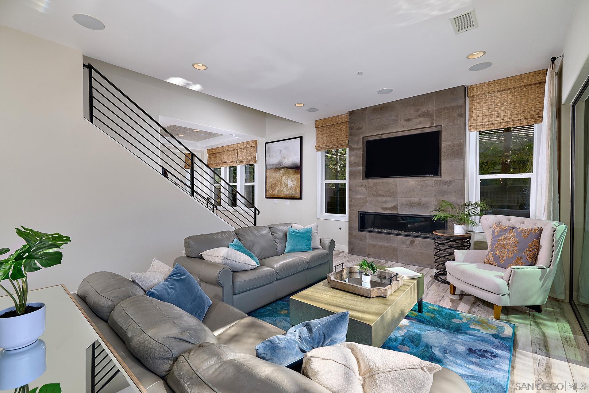 Detail Gallery Image 15 of 63 For 4843  Nelson Ct, Carlsbad,  CA 92010 - 4 Beds | 4/1 Baths