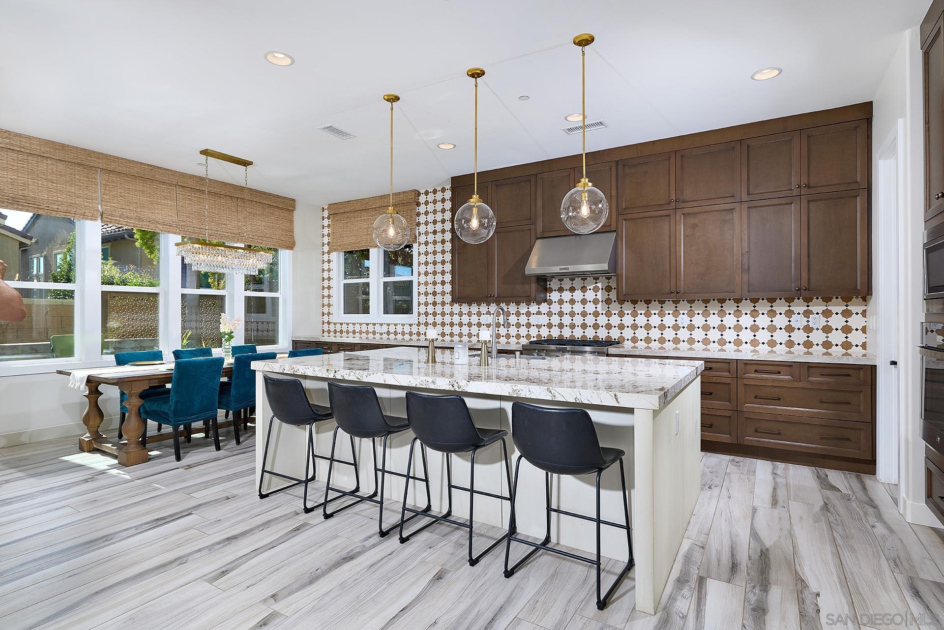 Detail Gallery Image 19 of 63 For 4843  Nelson Ct, Carlsbad,  CA 92010 - 4 Beds | 4/1 Baths