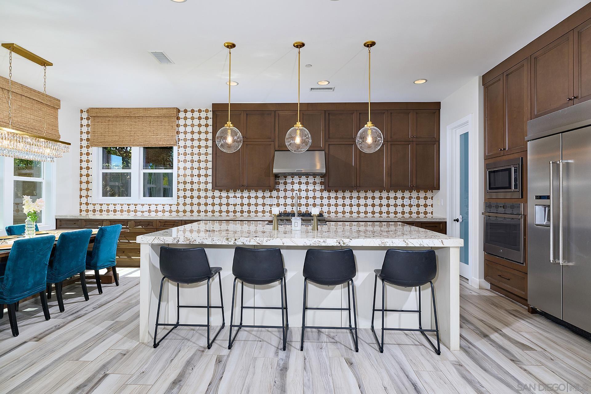 Detail Gallery Image 20 of 61 For 4843  Nelson Ct, Carlsbad,  CA 92010 - 4 Beds | 4/1 Baths