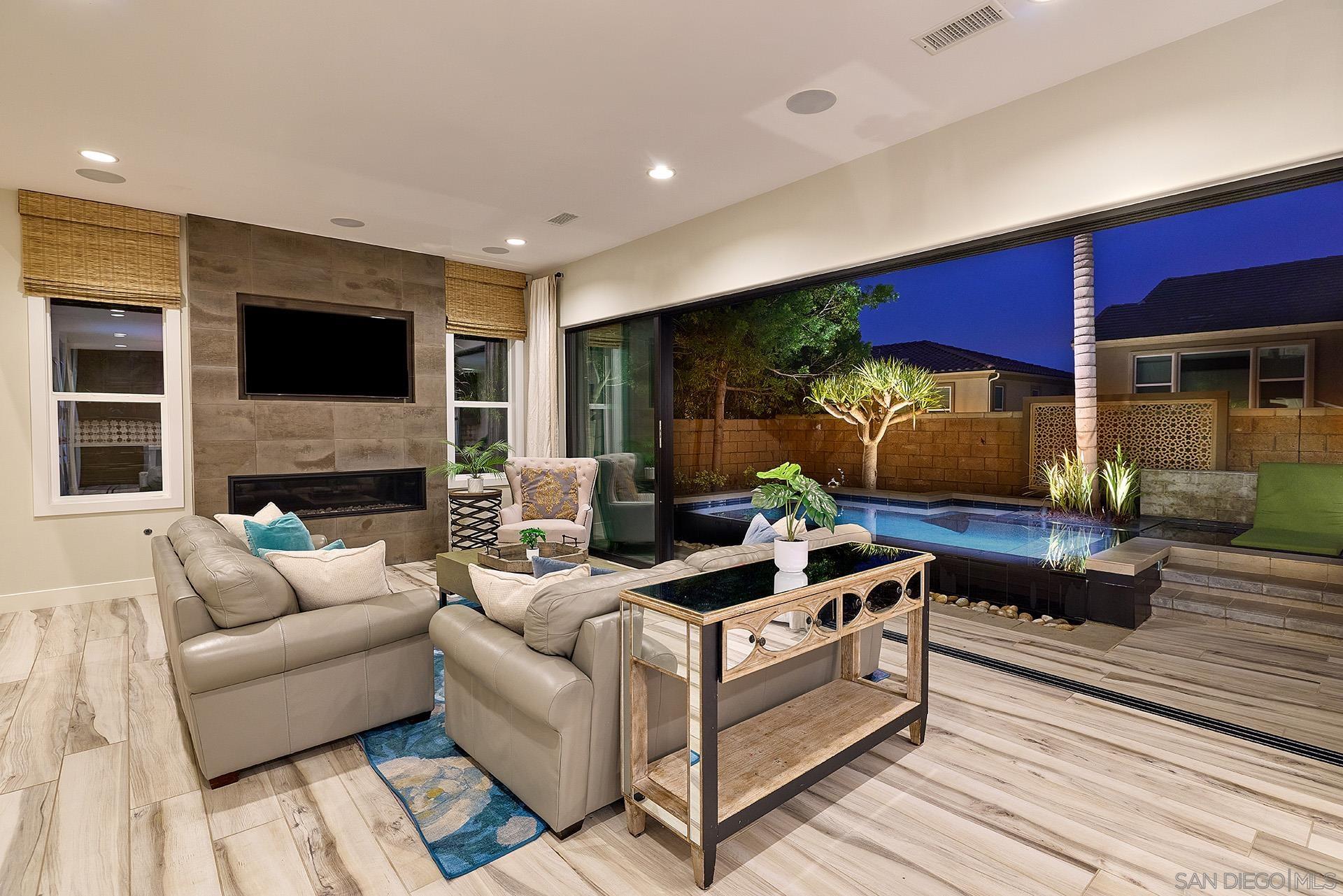 Detail Gallery Image 3 of 61 For 4843  Nelson Ct, Carlsbad,  CA 92010 - 4 Beds | 4/1 Baths