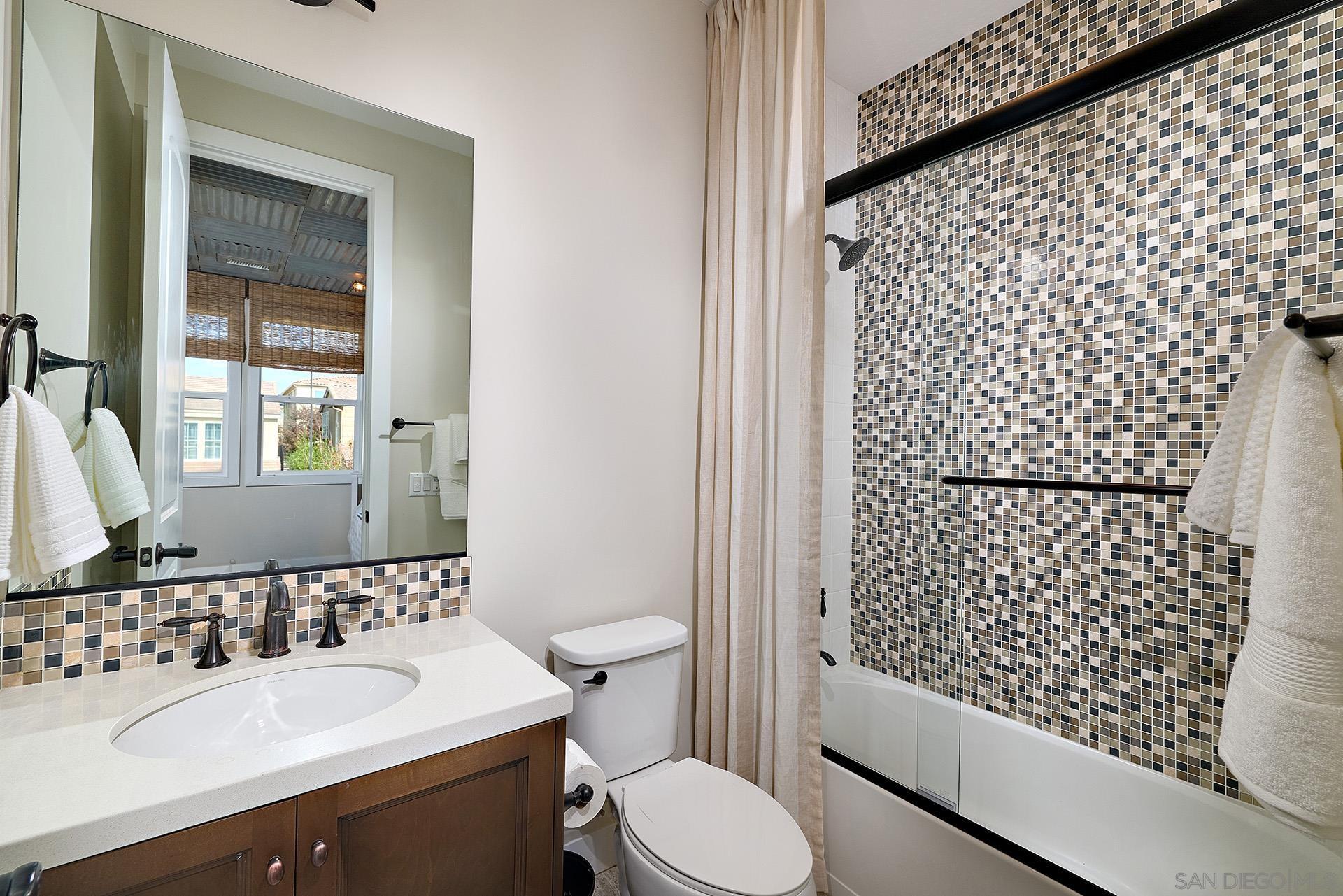 Detail Gallery Image 31 of 61 For 4843  Nelson Ct, Carlsbad,  CA 92010 - 4 Beds | 4/1 Baths