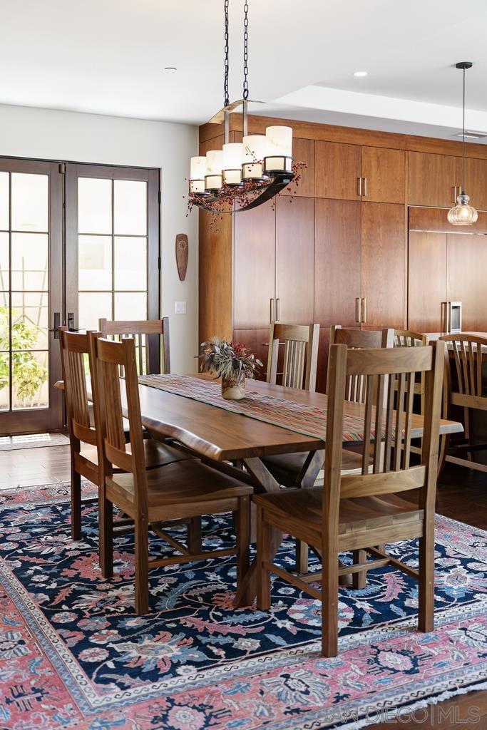 Detail Gallery Image 18 of 75 For Pine St, Coronado,  CA 92118 - 4 Beds | 3/1 Baths